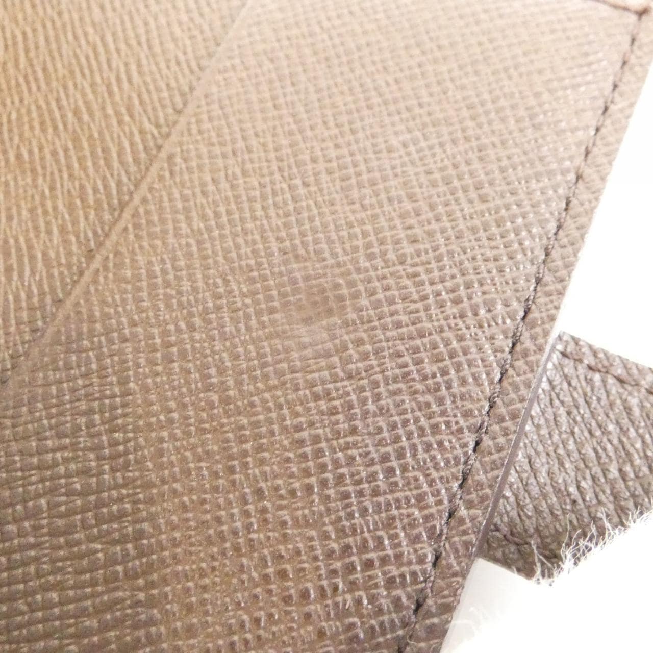 ルイヴィトン ダミエ コンパクト ジップ N61668 財布