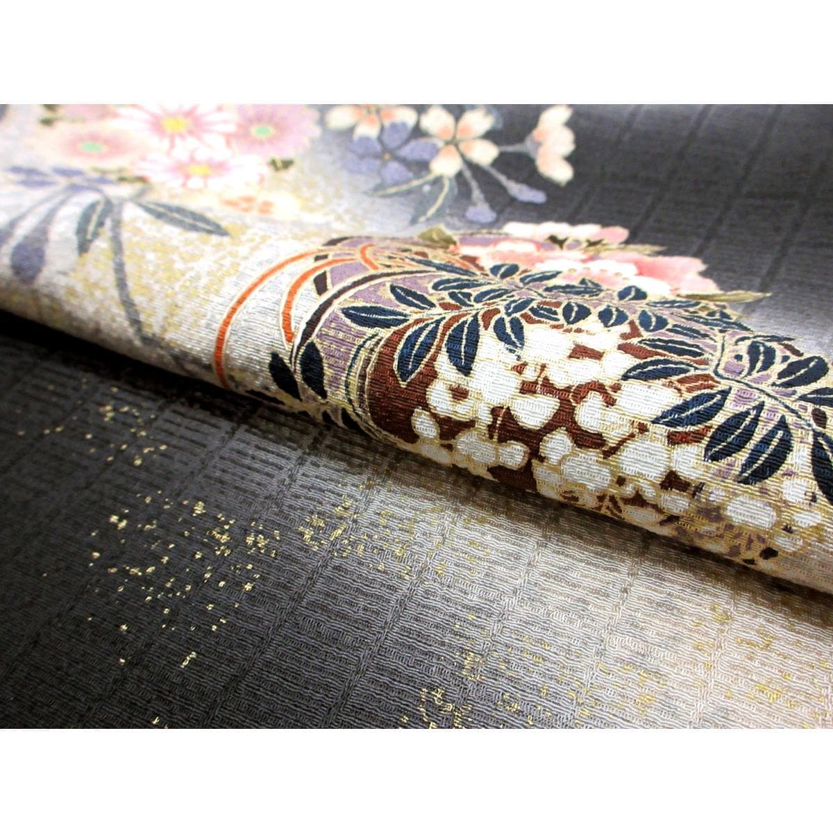 訪問着　友禅金彩加工　刺繍入り　身幅Ｌ寸