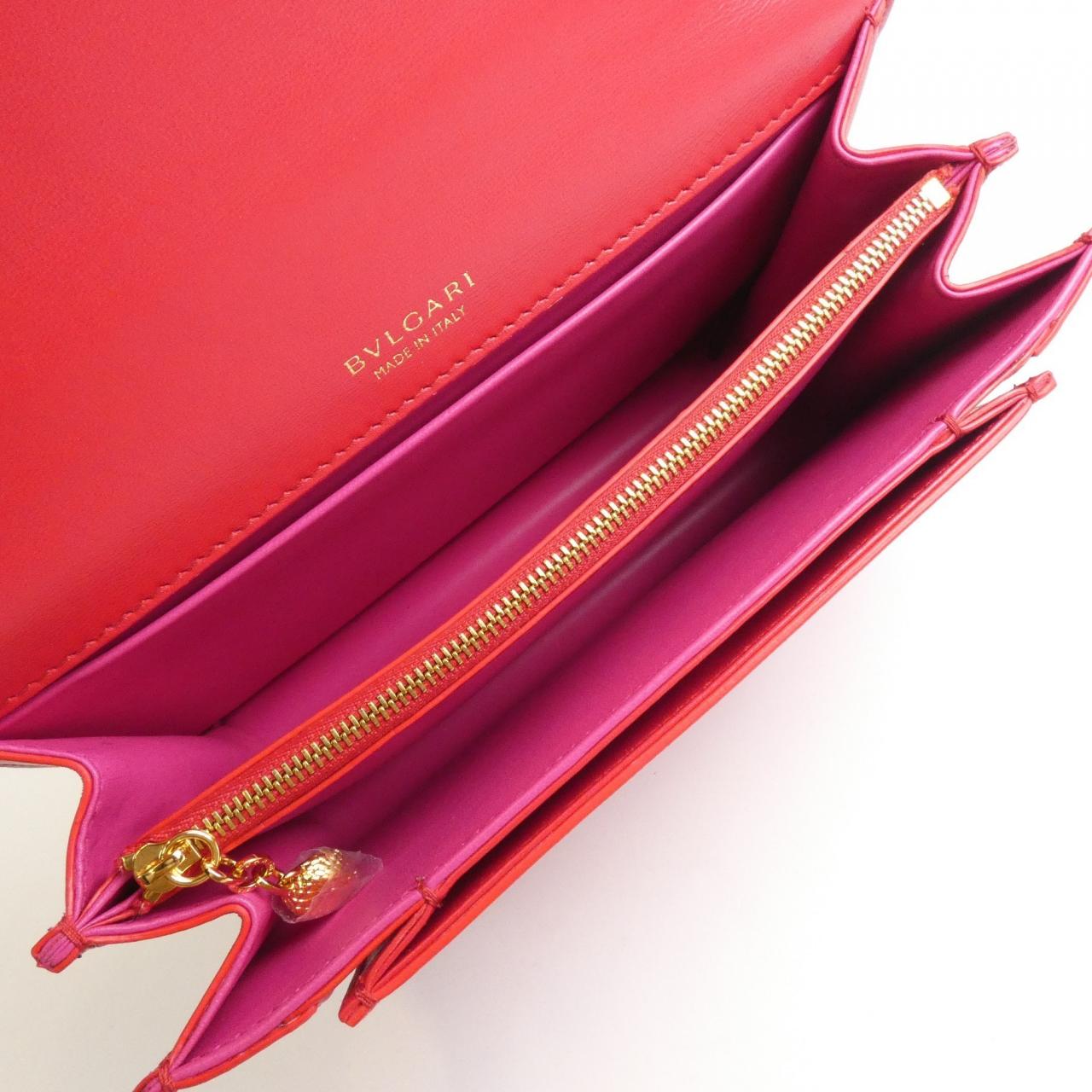 ブルガリ セルペンティ フォーエバー バッグ