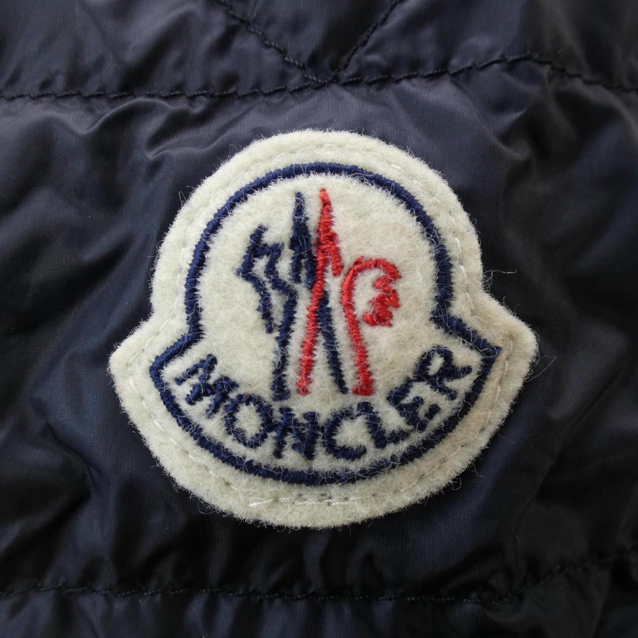 モンクレール MONCLER ダウンジャケット