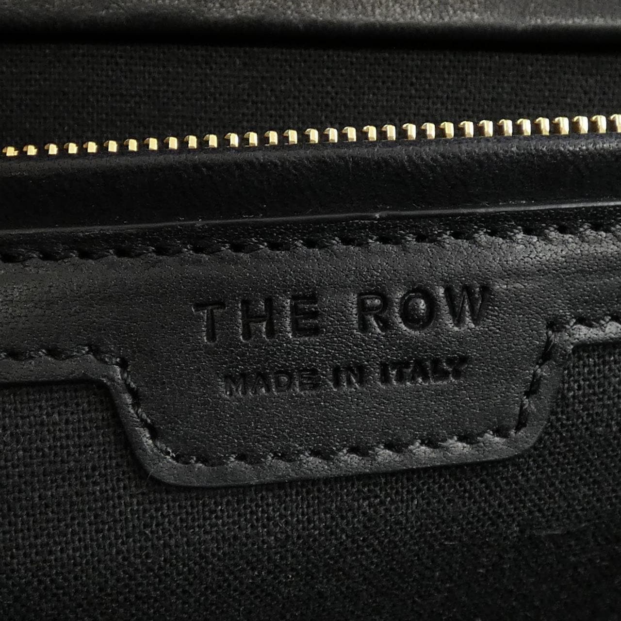 ザロウ THE ROW BAG