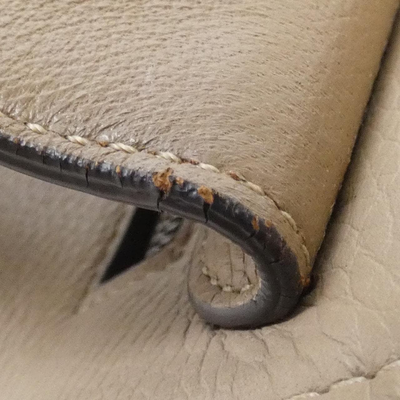 セリーヌ トラぺーズ 169543MDB バッグ