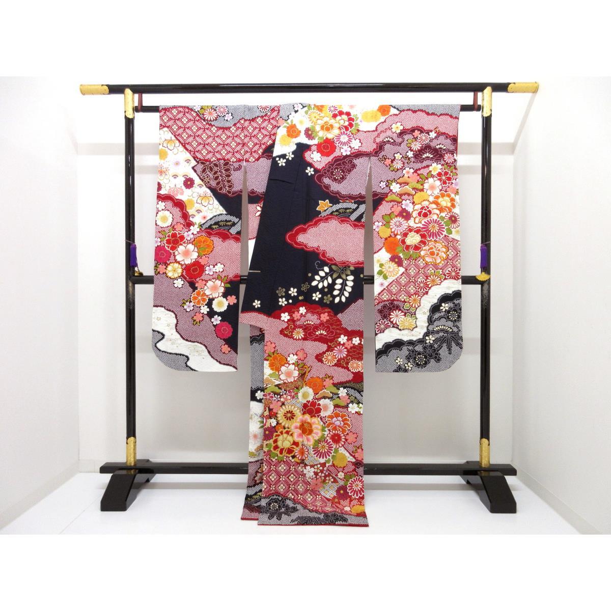 振袖　友禅金彩加工　刺繍入り絞り加工