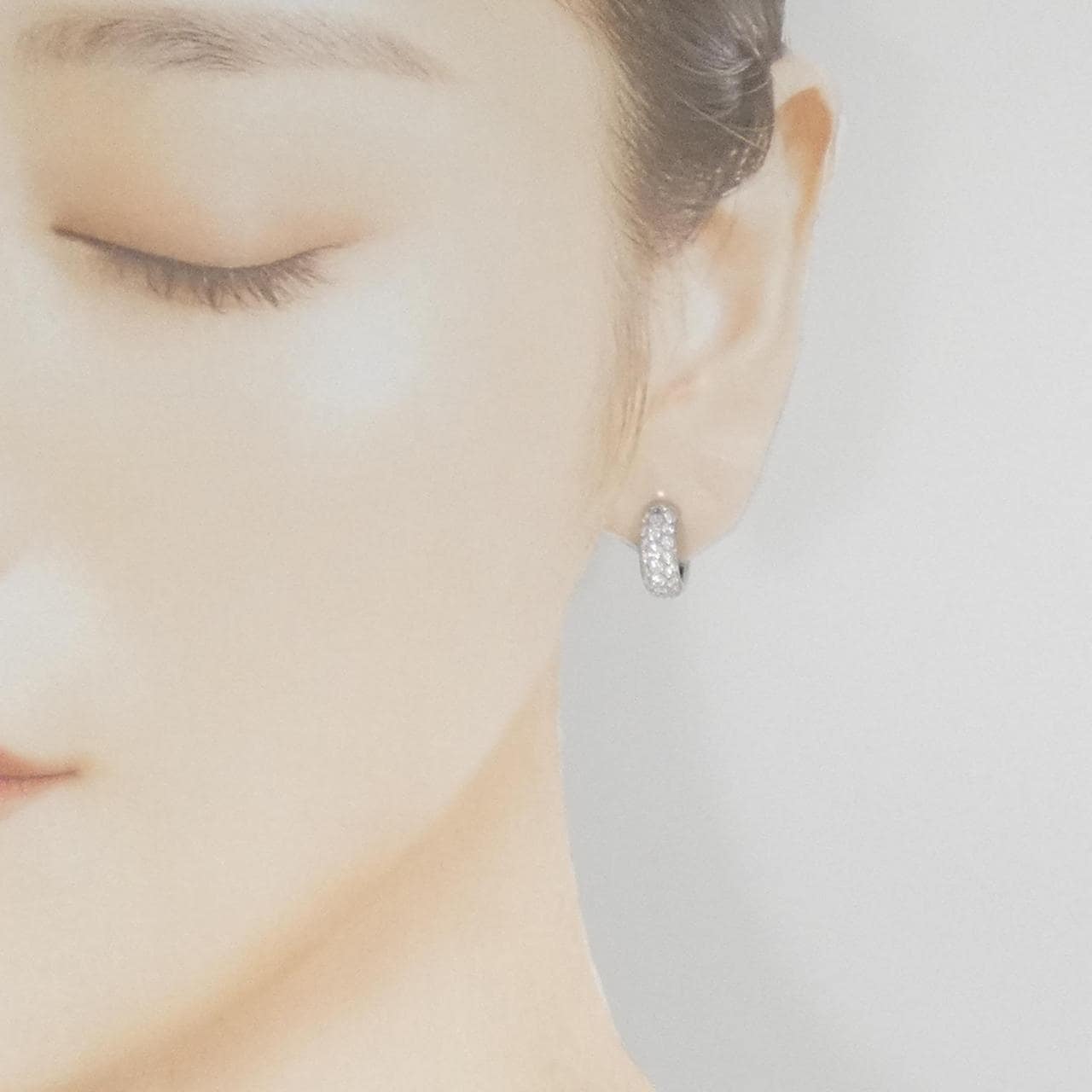 750WG ダイヤモンド ピアス 1.00CT