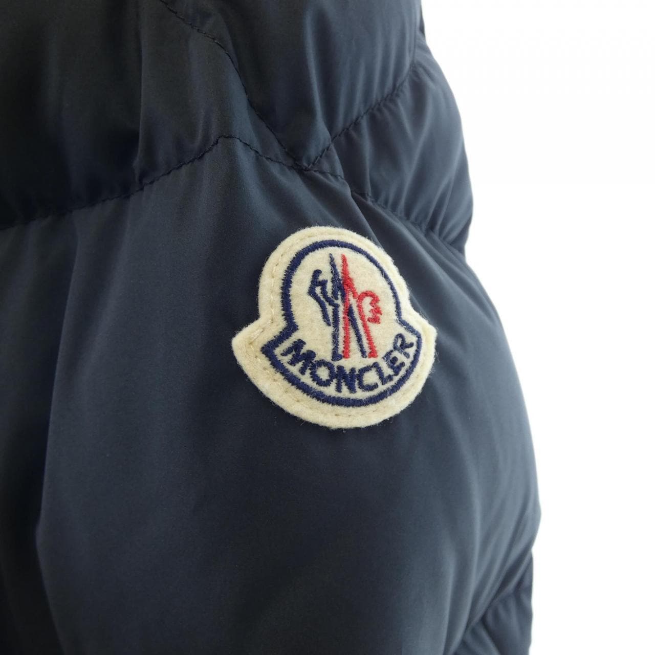 モンクレール MONCLER ダウンジャケット