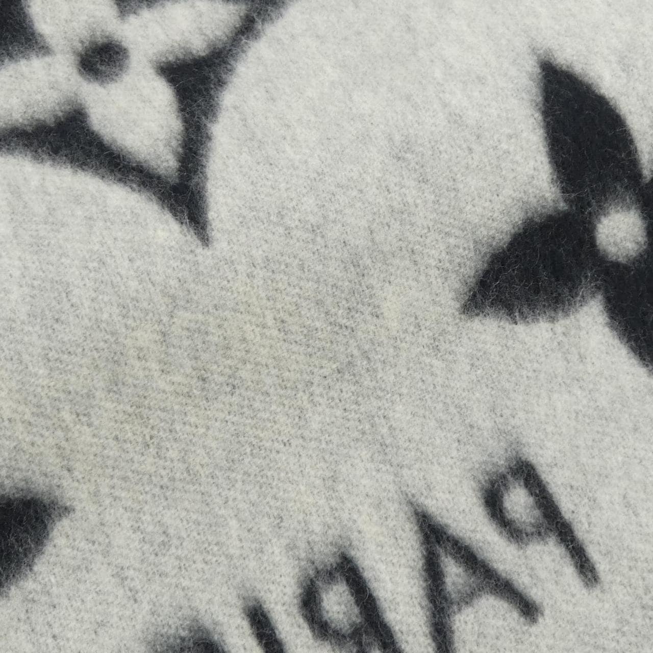 ルイヴィトン LOUIS VUITTON レイキャビック M71040 MUFFLER