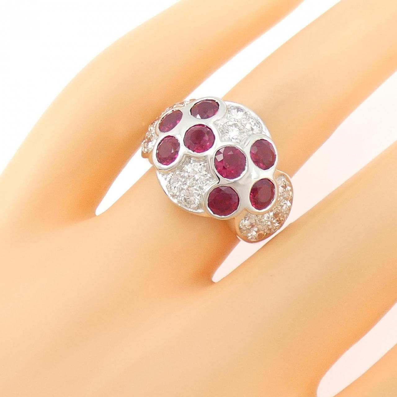 K18WG ルビー リング 2.49CT