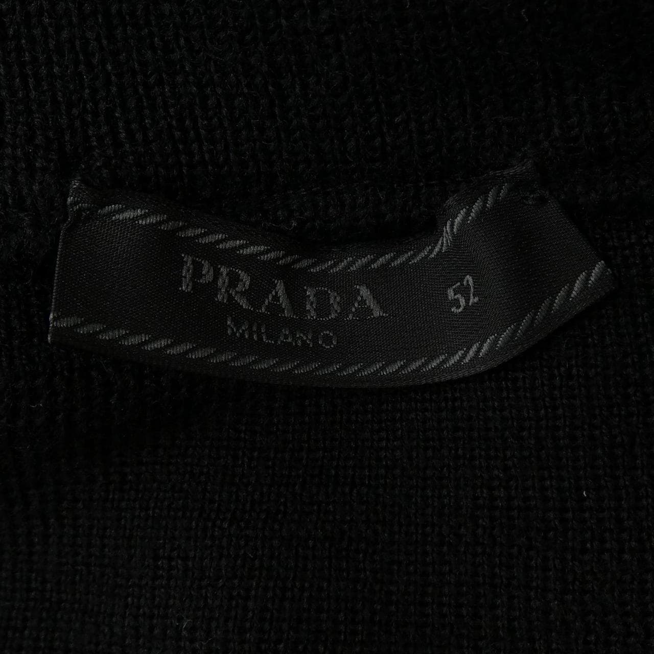 プラダ PRADA トライアングルロゴ UMG116 R212 U98 ブルゾン