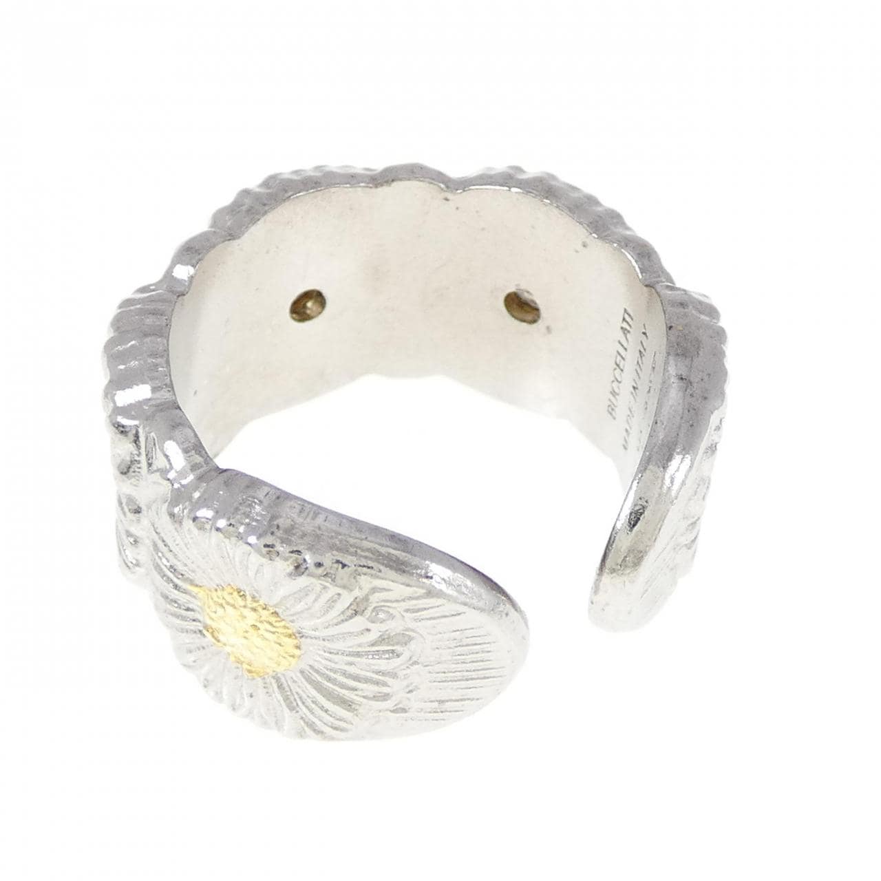 BUCCELLATI blossom ring