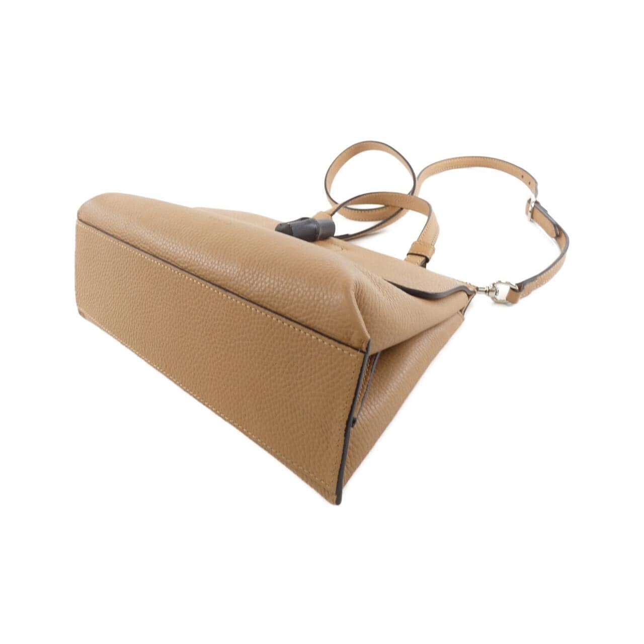 グッチ 370831 A7M0N バッグ