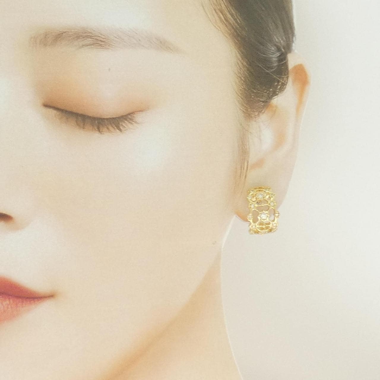 K18YG ダイヤモンド ピアス/イヤリング 0.69CT