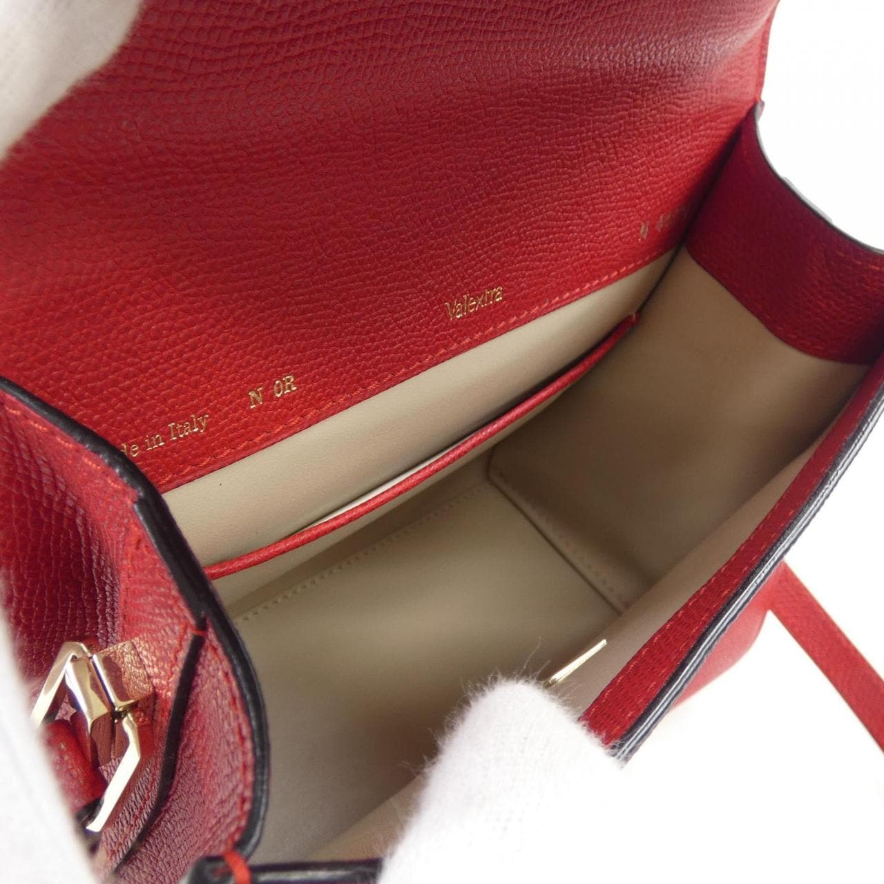 ヴァレクストラ VALEXTRA イジィデ ISIDE WBES0036028LOC99 BAG