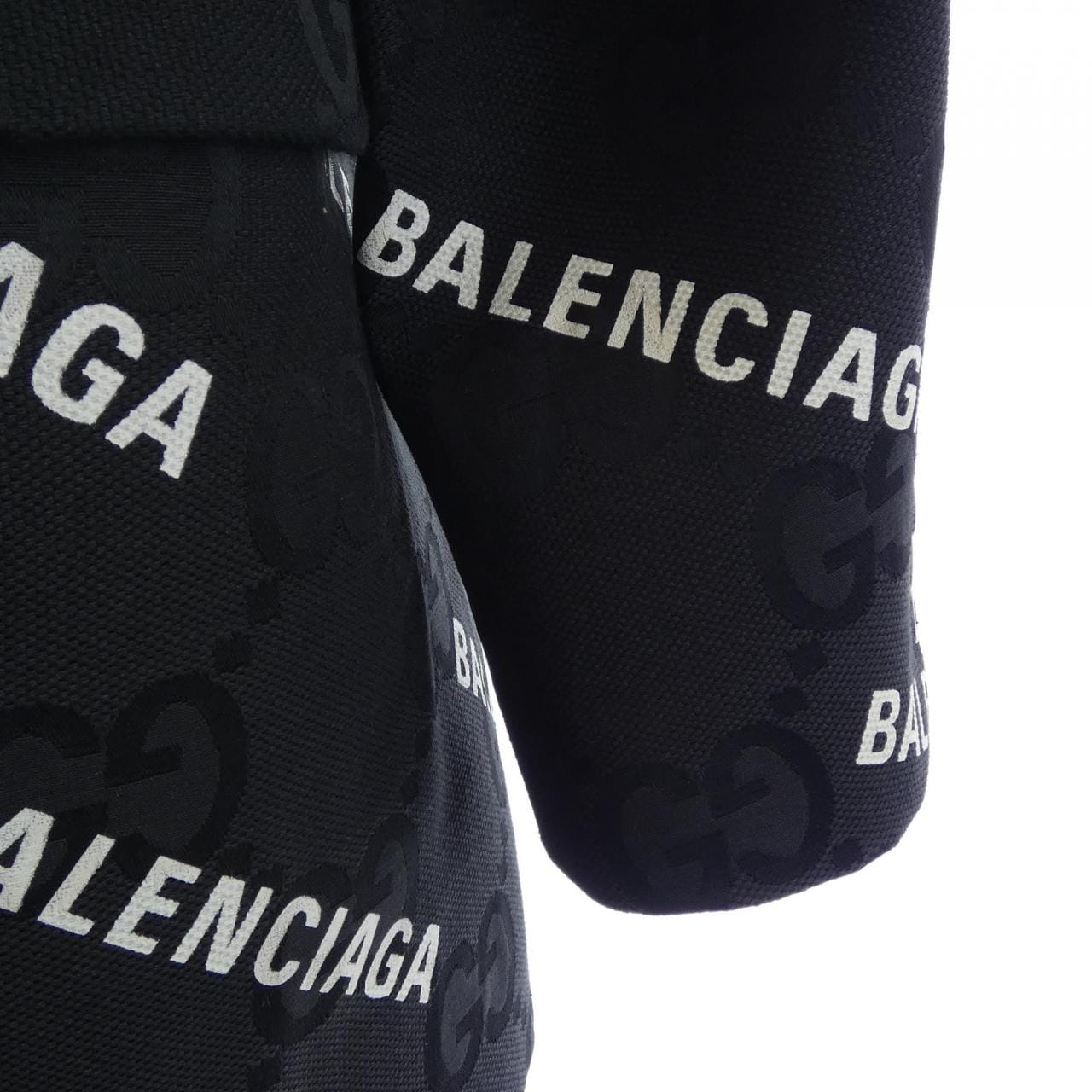 グッチ GUCCI BALENCIAGA 676014 ZAIBD ジャケット