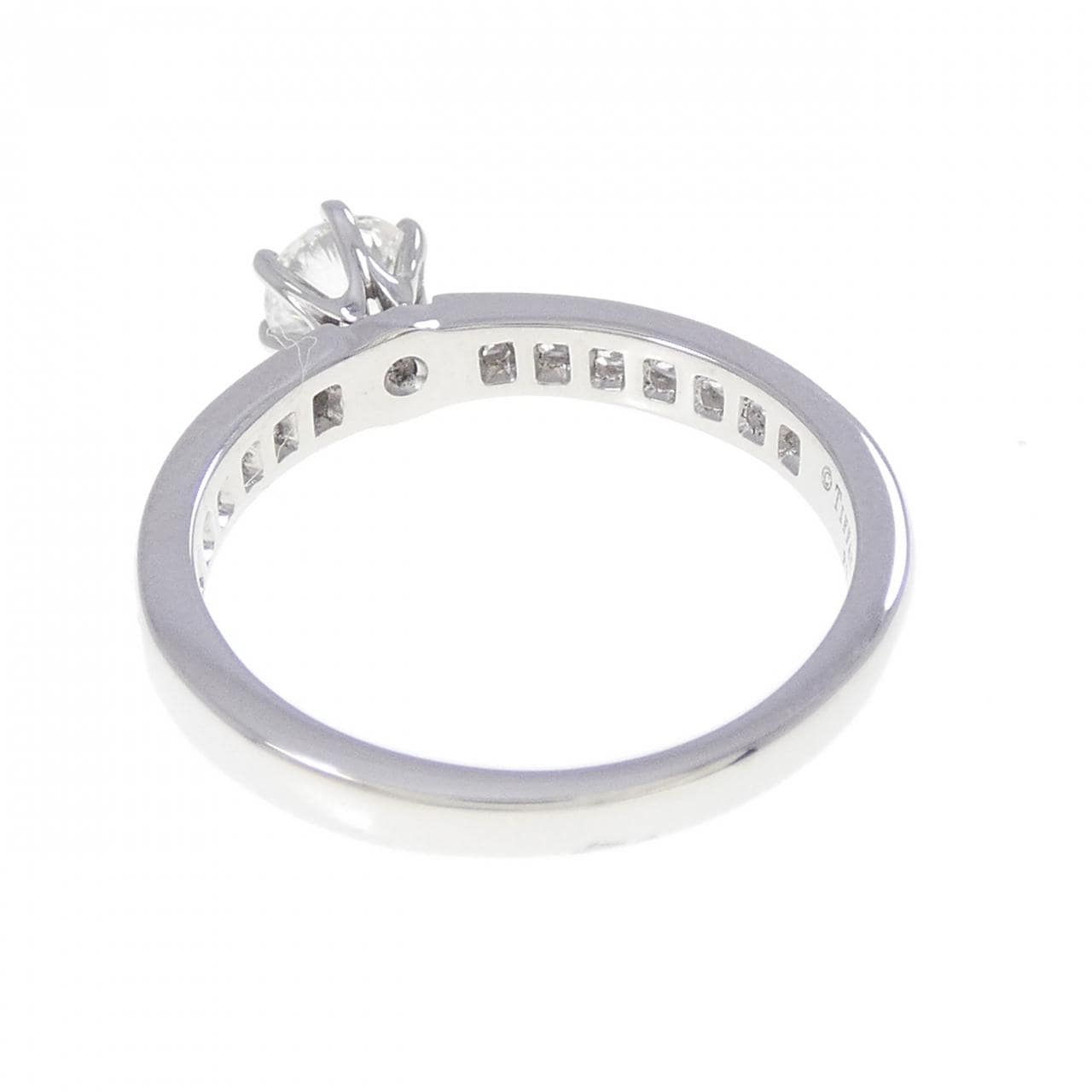 ティファニー ソリティア チャネルセッティング リング 0.36CT I VVS2 3EXT