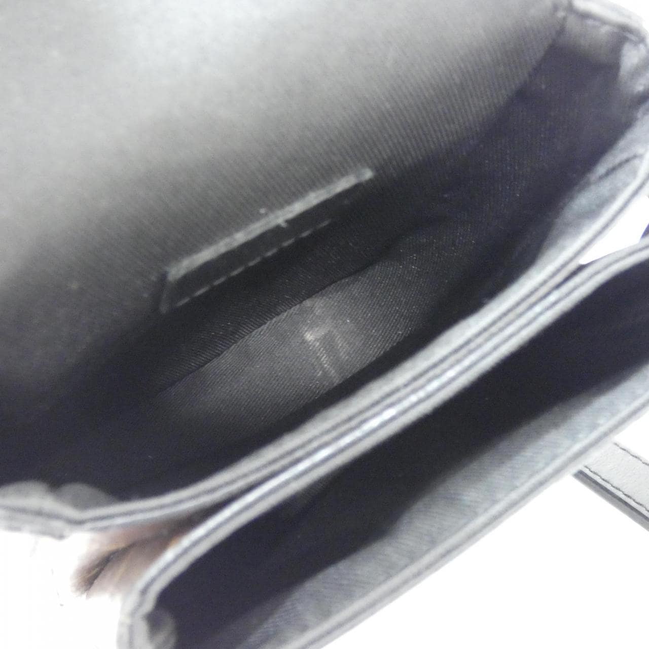 ルイヴィトン モノグラム マカサー Sロック ヴェルティカル ウエアラブル ウォレット M81522 ショルダーバッグ