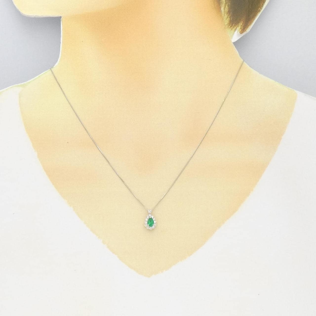 [BRAND NEW] PT Emerald Necklace 0.29CT