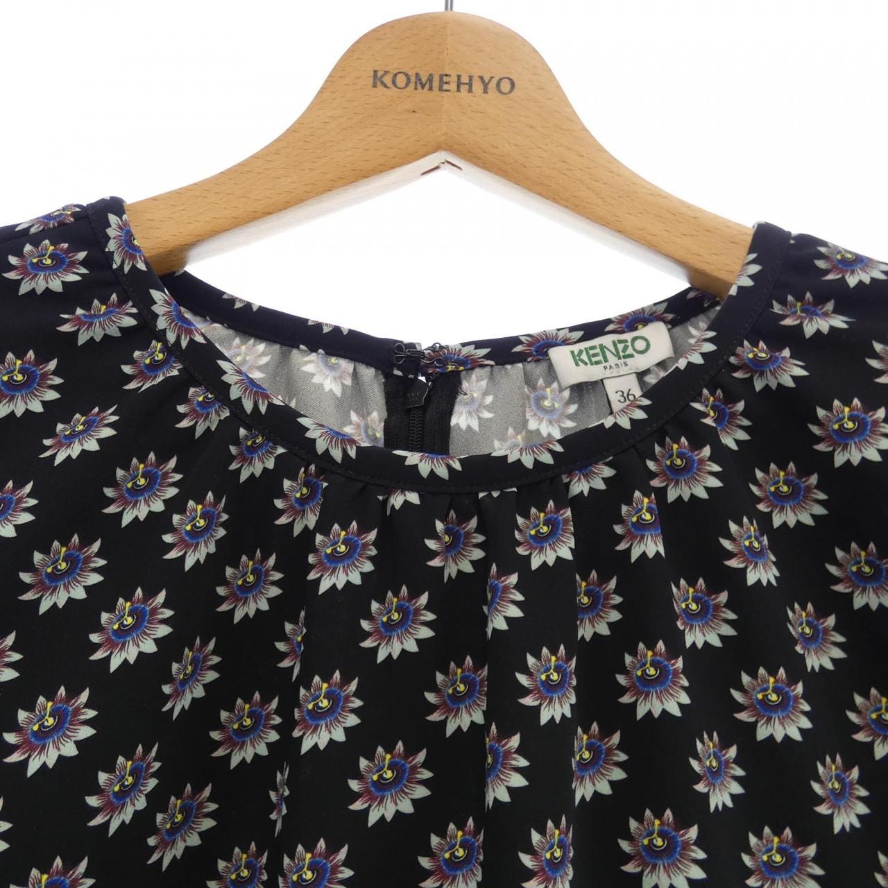 ケンゾー KENZO トップス