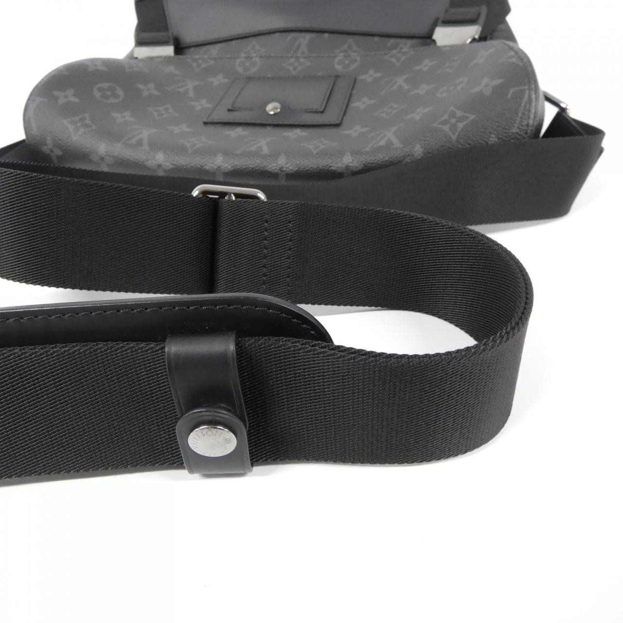 ルイヴィトン モノグラム エクリプス メッセンジャー ヴォワヤージュ PM M40511 ショルダーバッグ