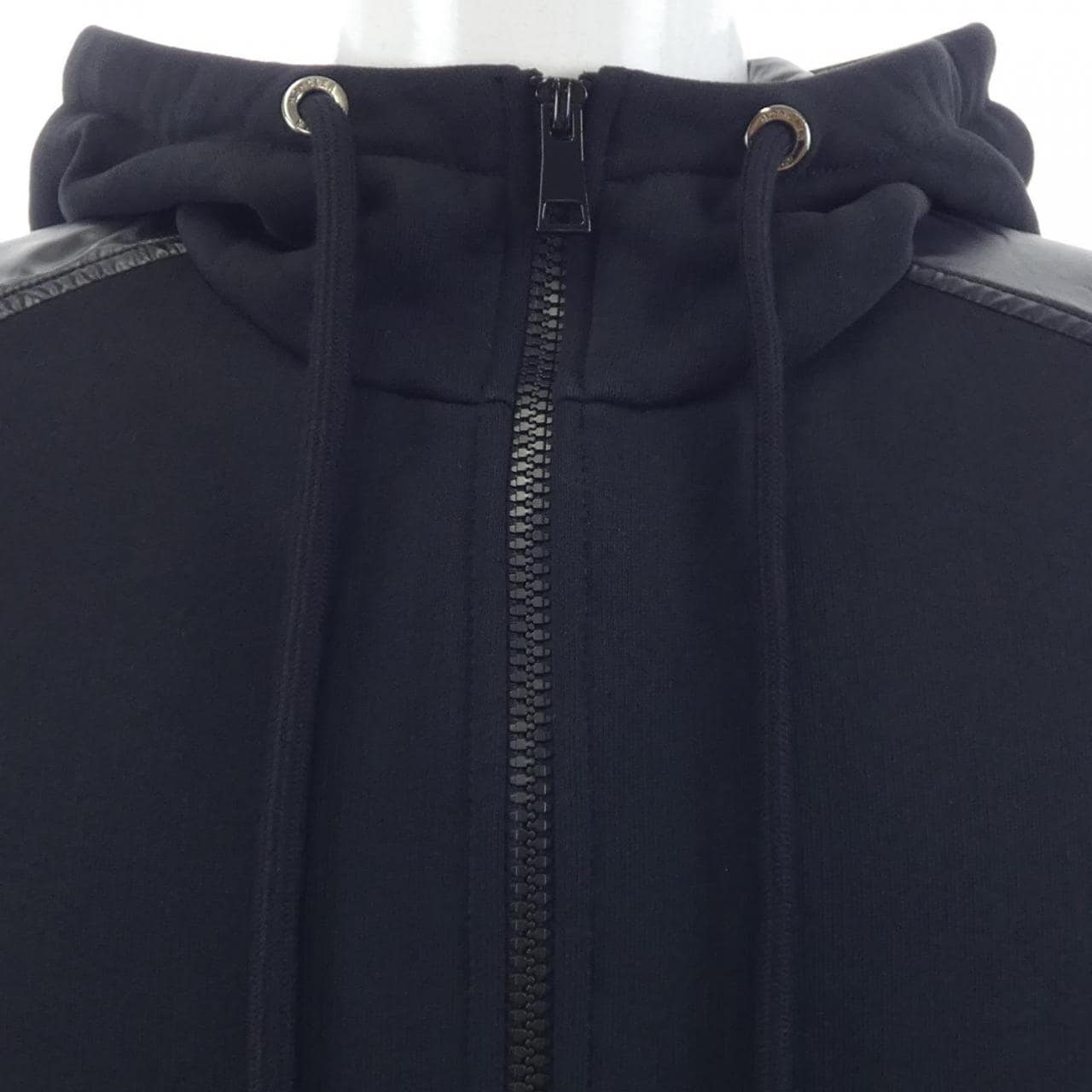 モンクレール MONCLER H20938G00030 パーカー