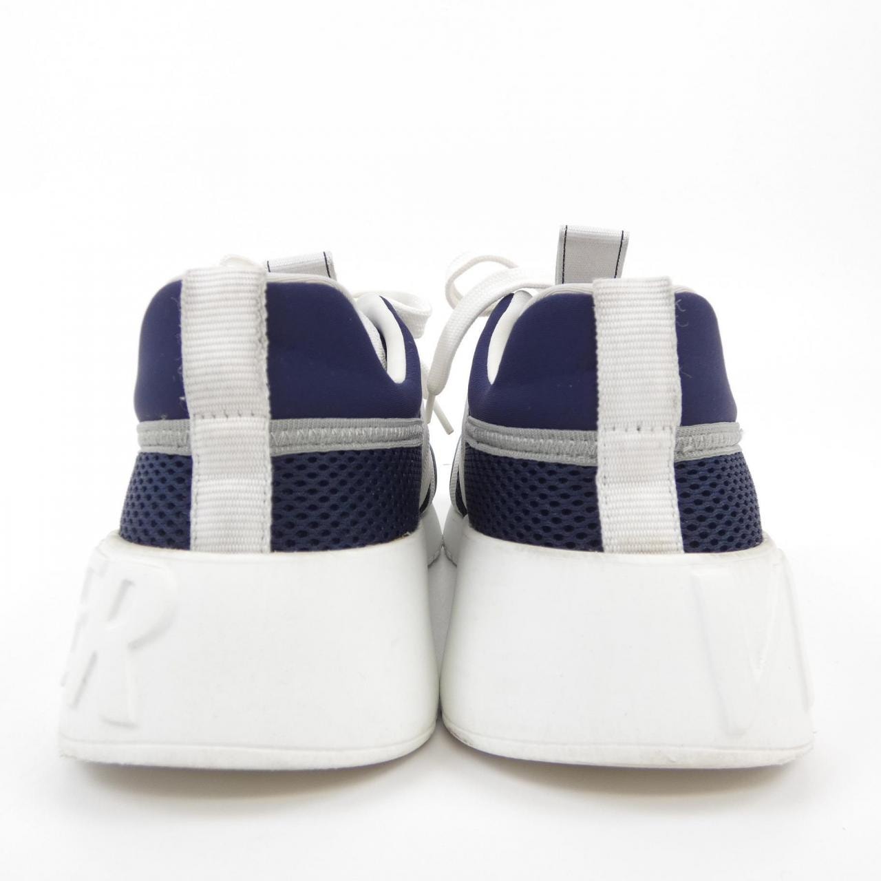 ロジェヴィヴィエ ROGER VIVIER スニーカー