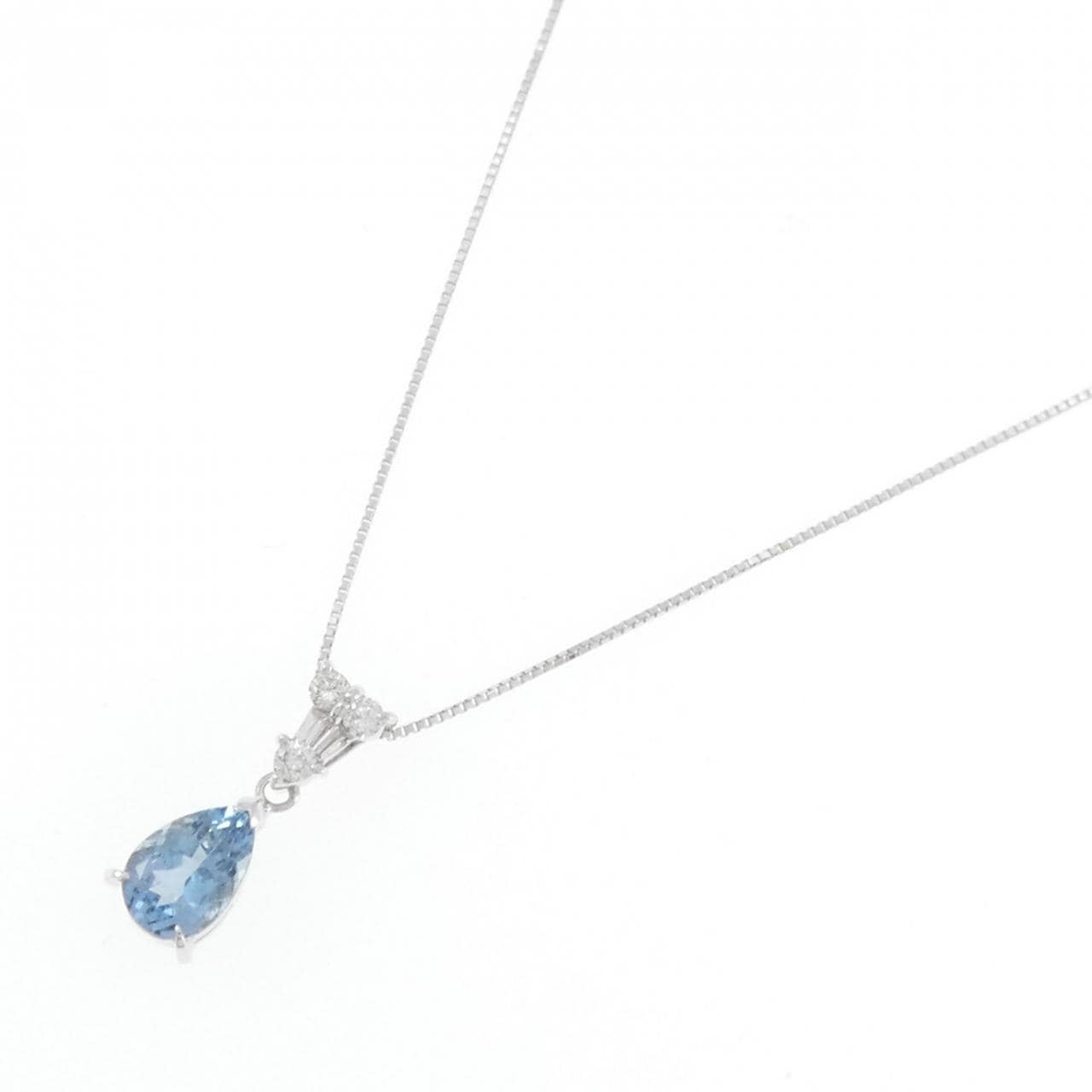 K18WG Aquamarine necklace 1.23CT