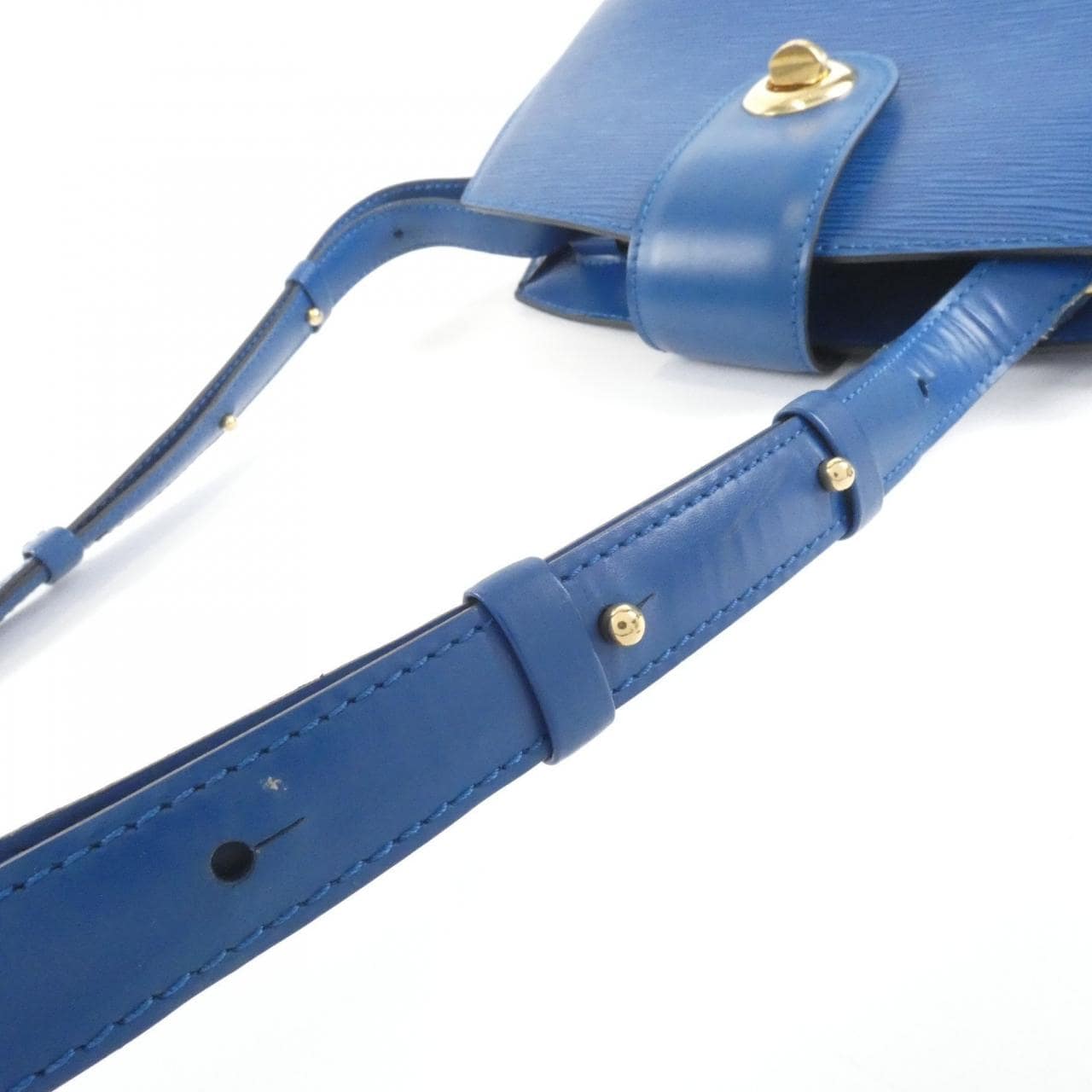 LOUIS VUITTON Epi Cluny M52255 Shoulder Bag