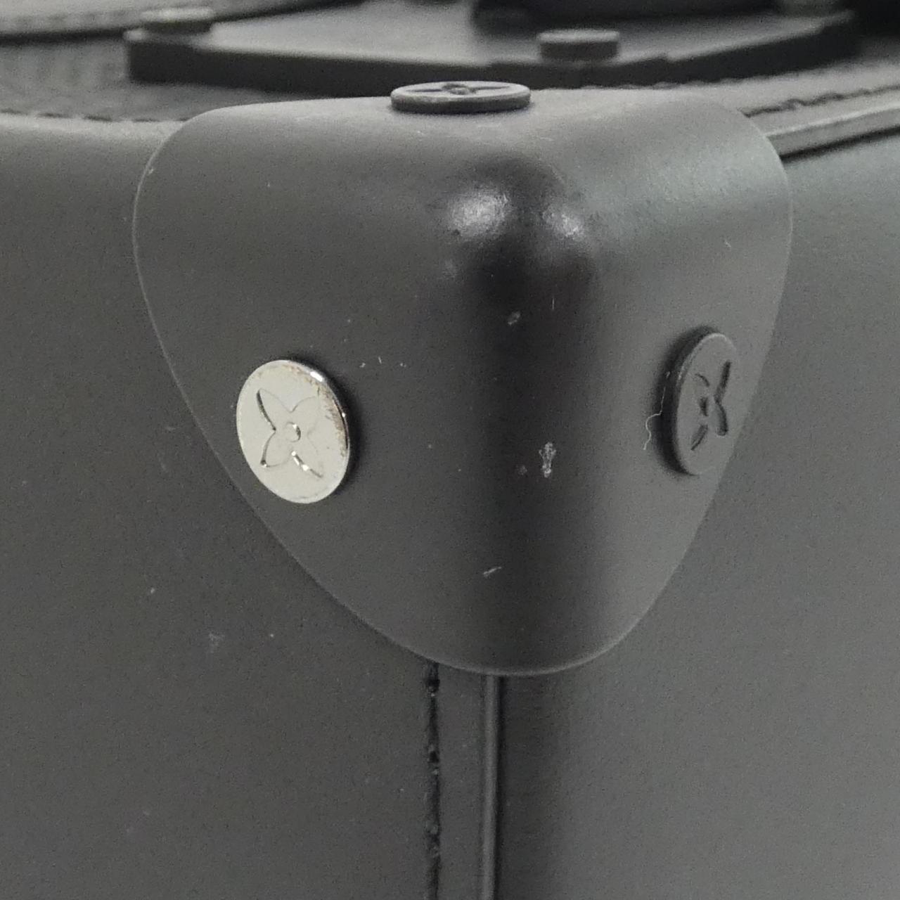 LOUIS VUITTON Taurillon Monogram竖版Trunk 可穿戴钱包 M82070 单肩包