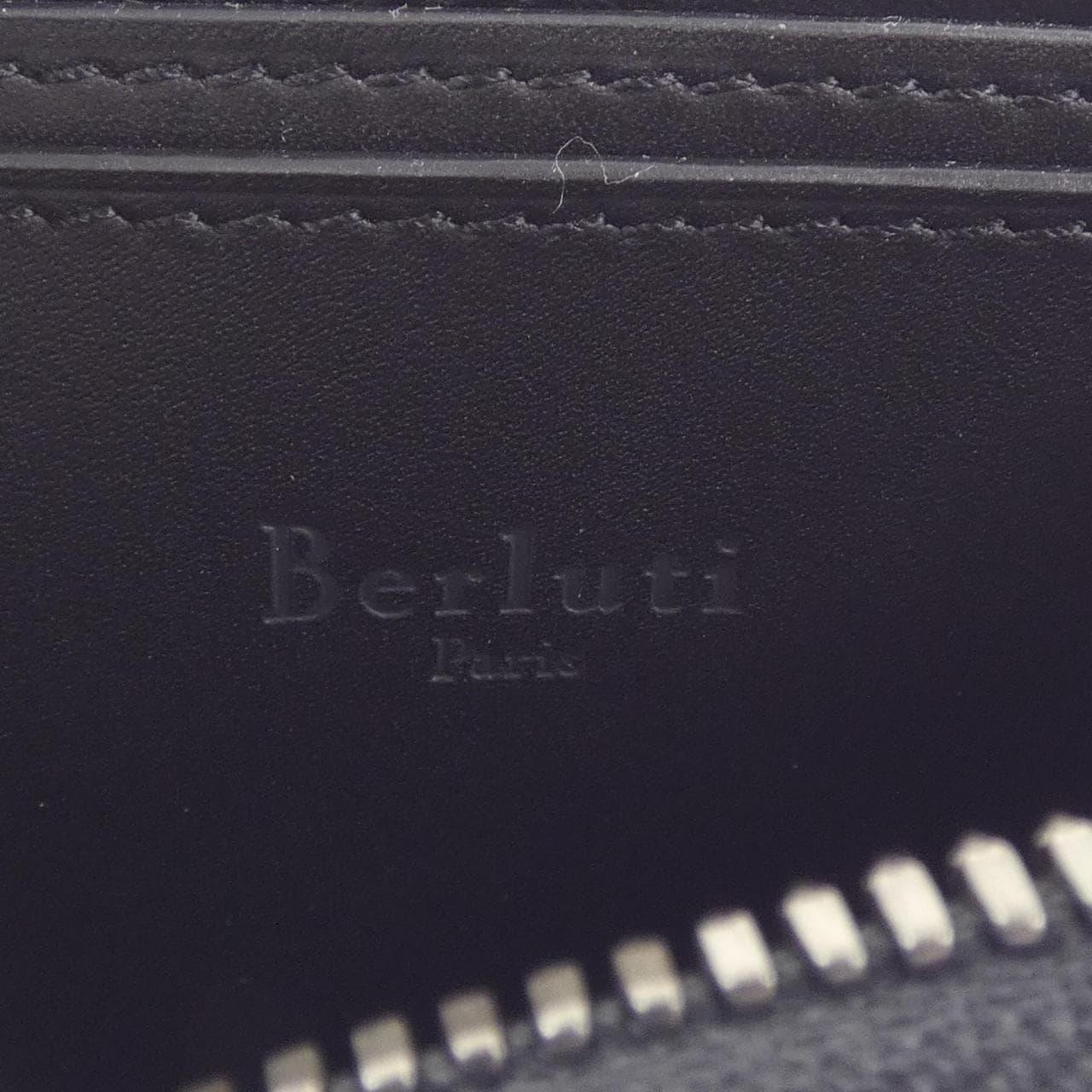 ベルルッティ Berluti ワパスクリットレザージップ付き COIN CASE