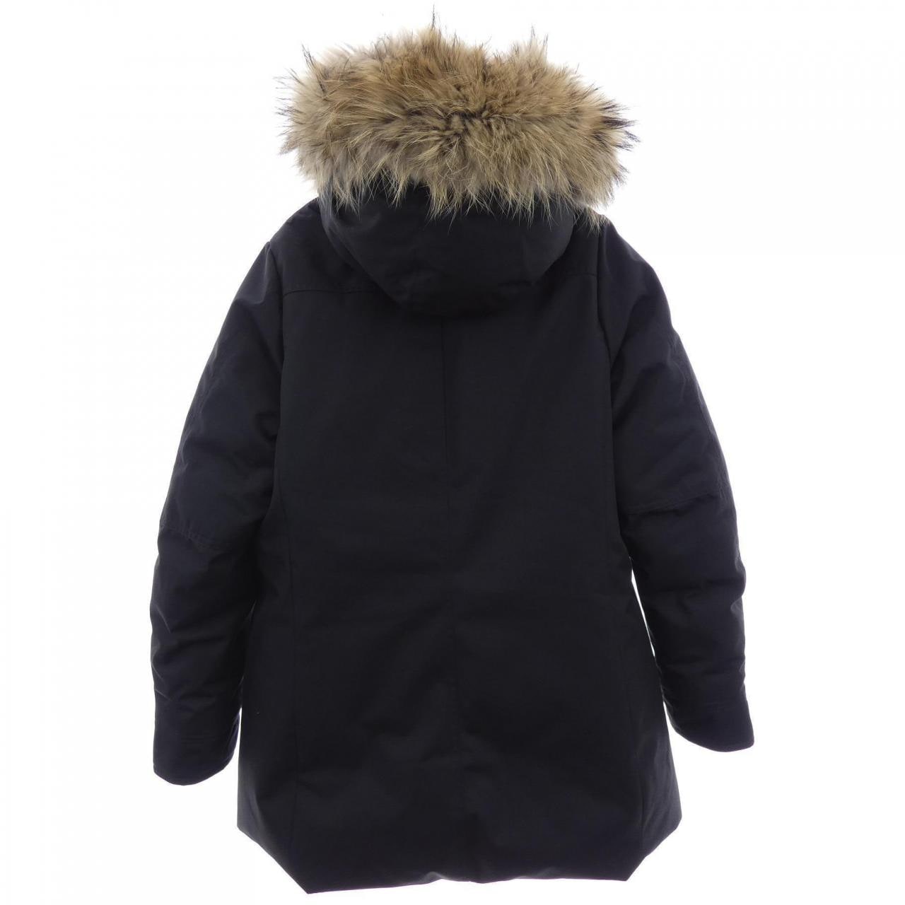 比利牛斯PYRENEX羽绒服