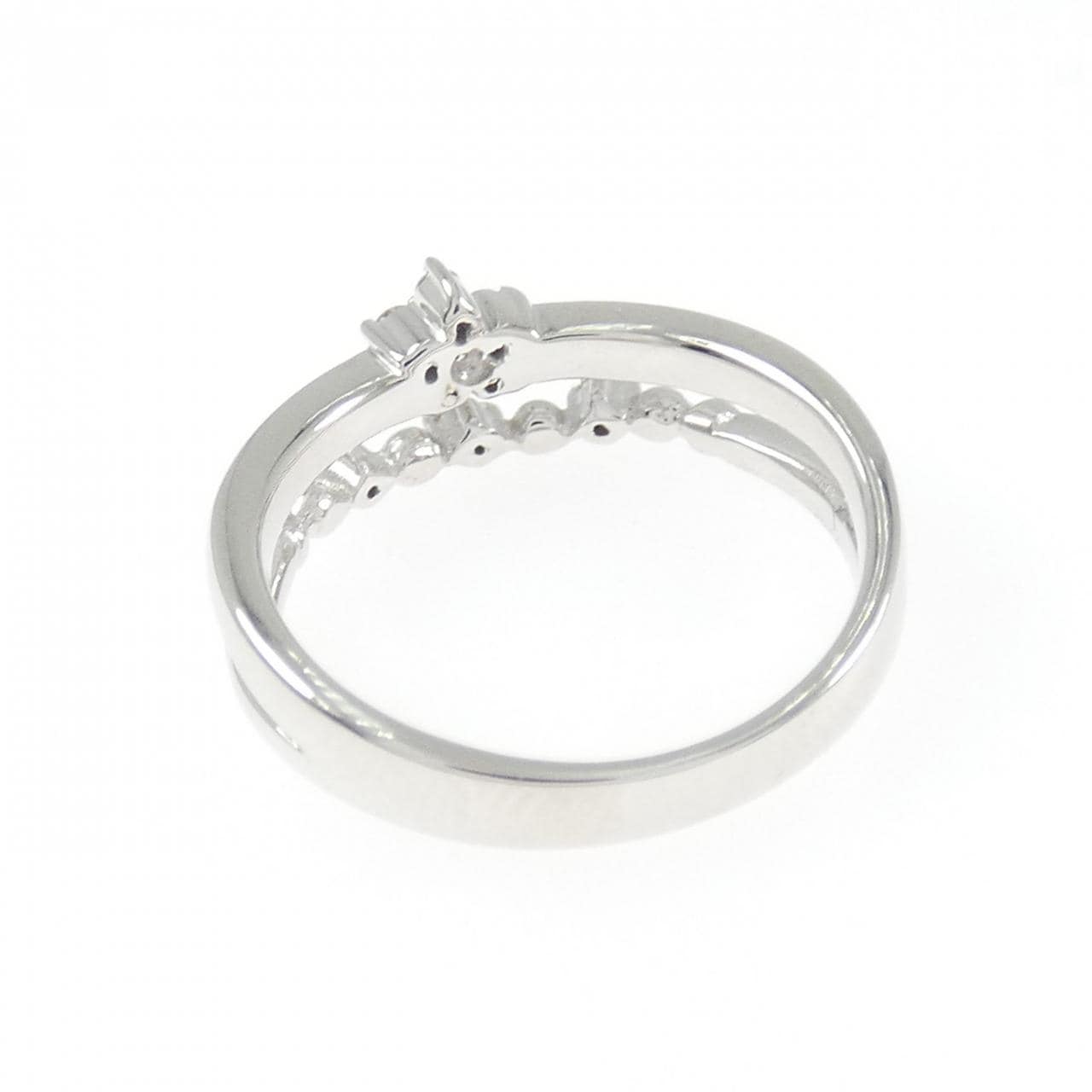 K18WG フラワー ダイヤモンド リング 0.08CT