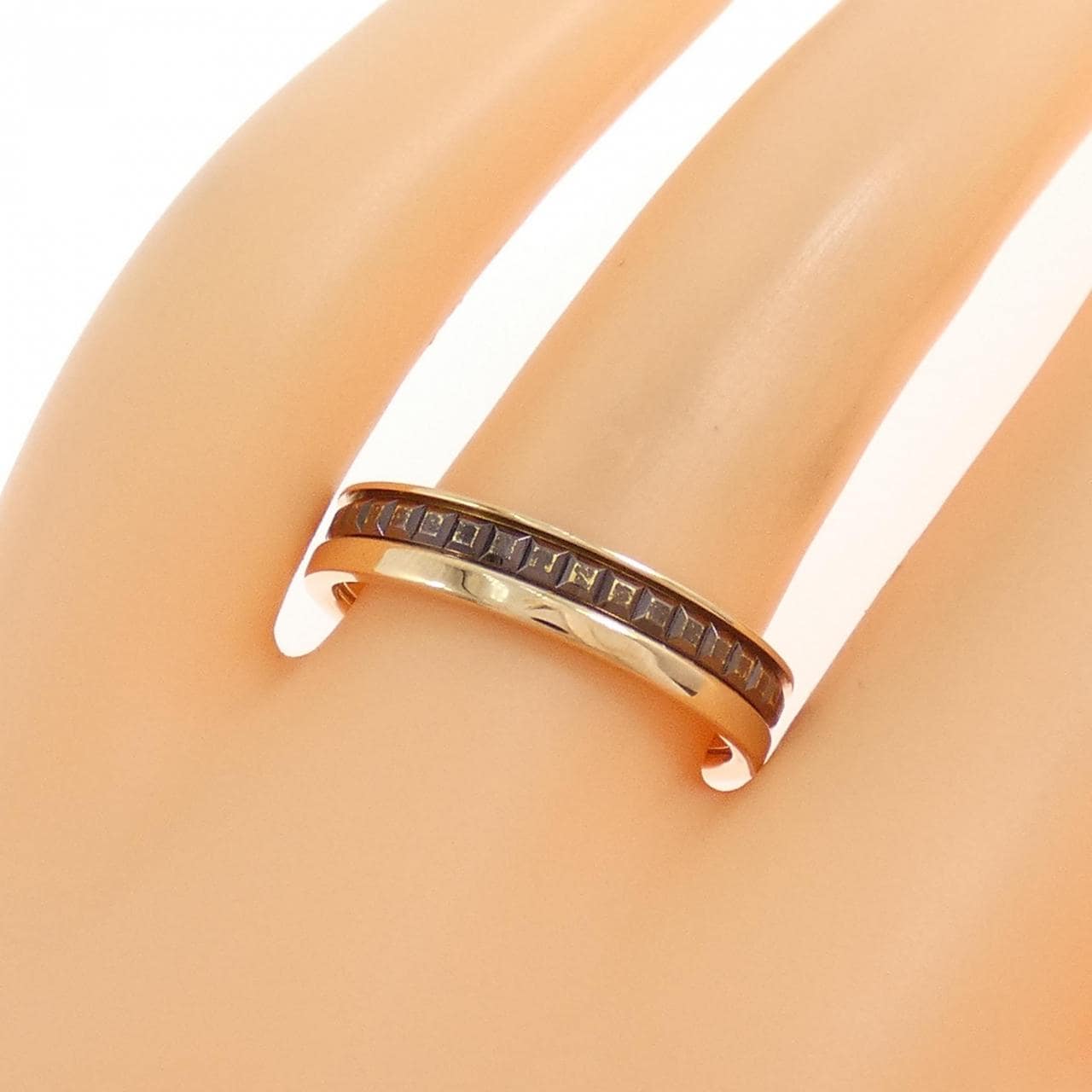 ブシュロン キャトル クラシック リング