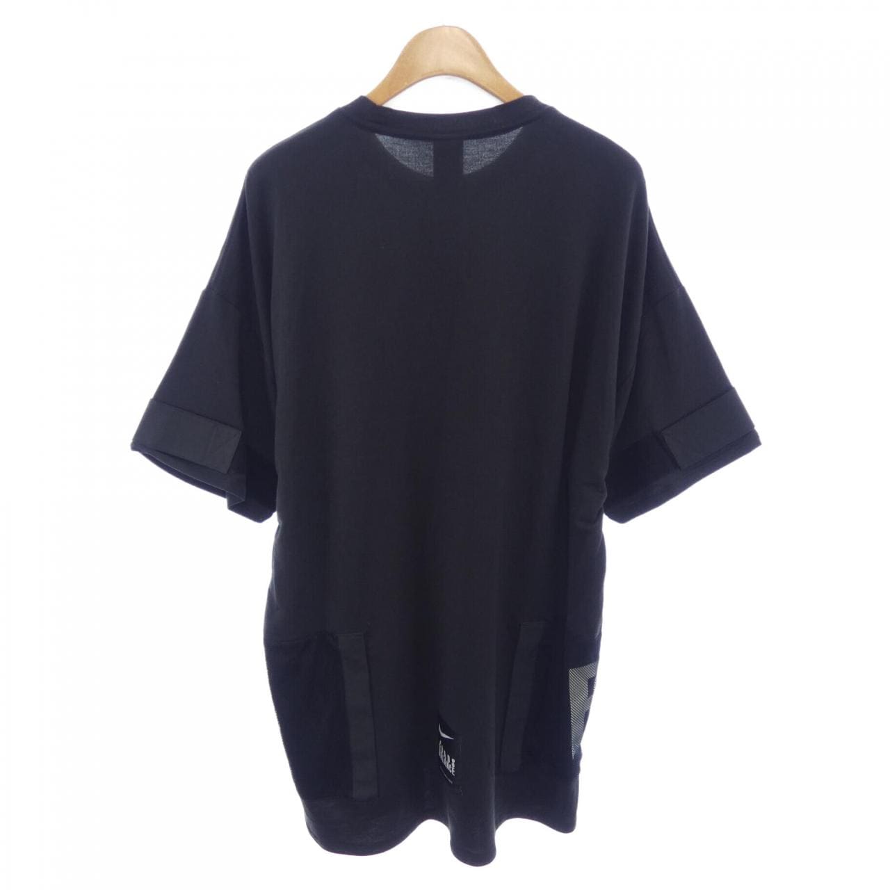 ナイキ NIKE BV7130-010 Tシャツ