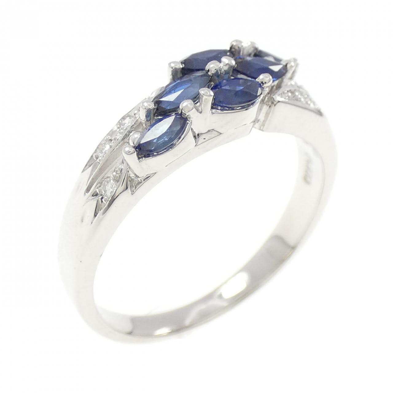 PT900 サファイヤ リング 0.64CT
