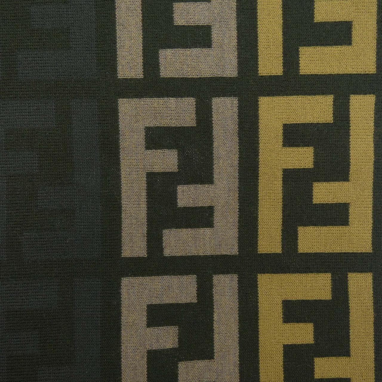 フェンディ FENDI MUFFLER