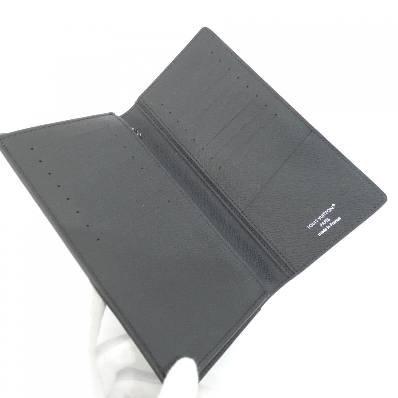 ルイヴィトン エピ ポルトフォイユ ブラザ M60622 財布