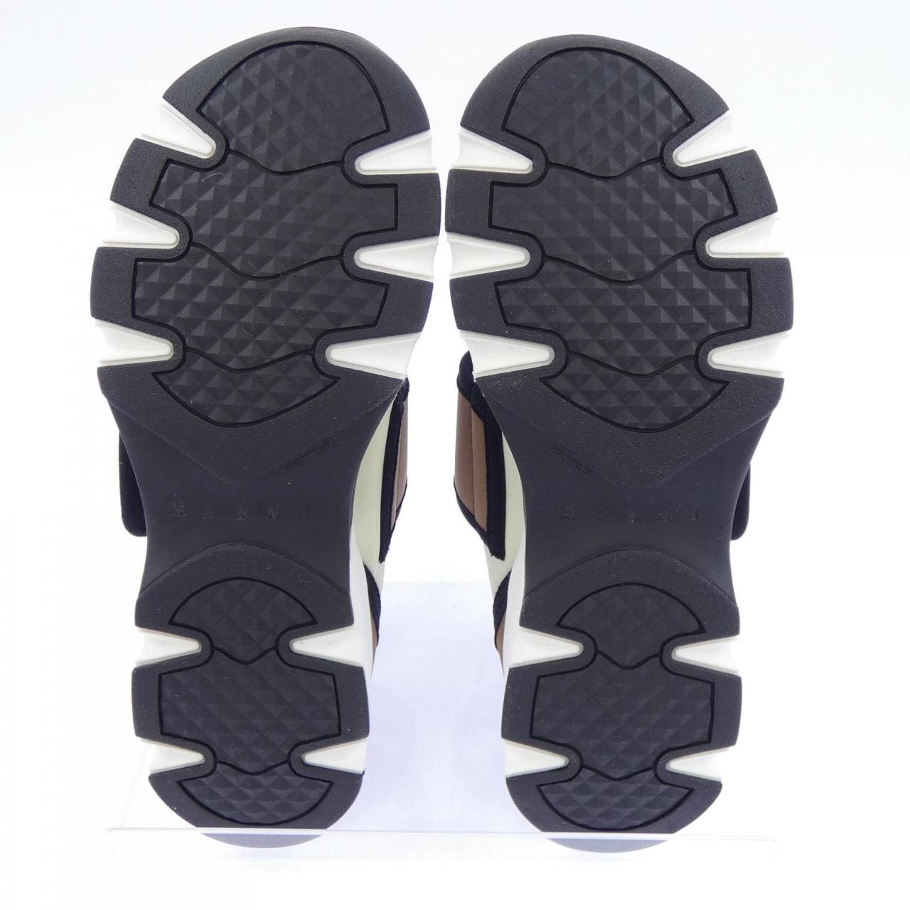 マルニ MARNI SNZW020602 スニーカー