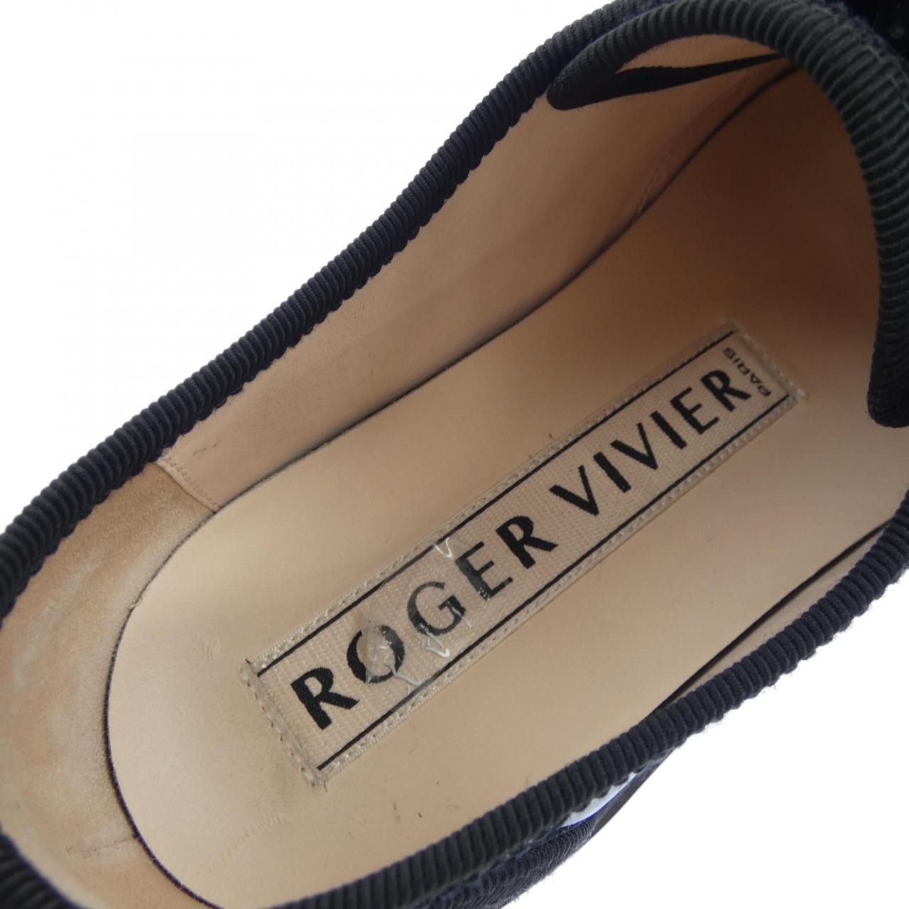 ロジェヴィヴィエ ROGER VIVIER シューズ