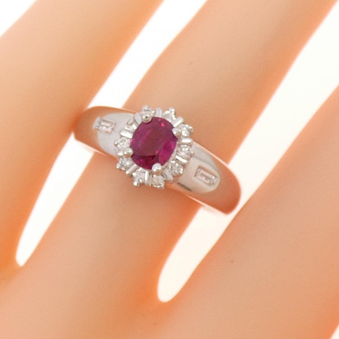 PT900 Ruby Ring 0.76CT
