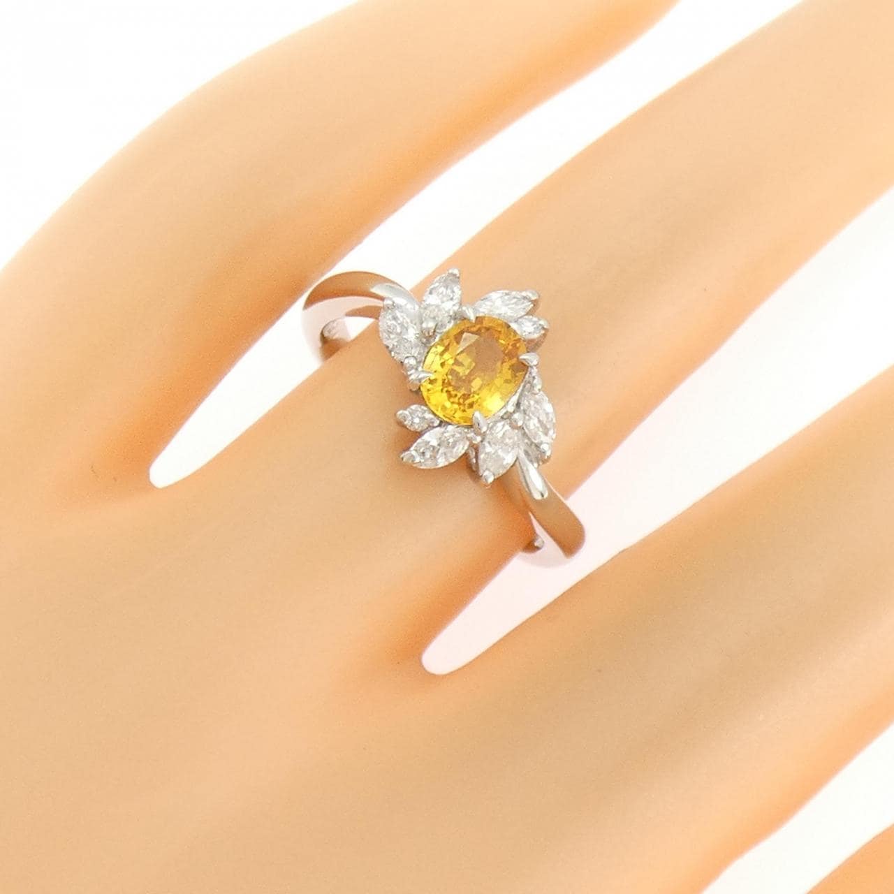 PT900 サファイヤ リング 0.77CT