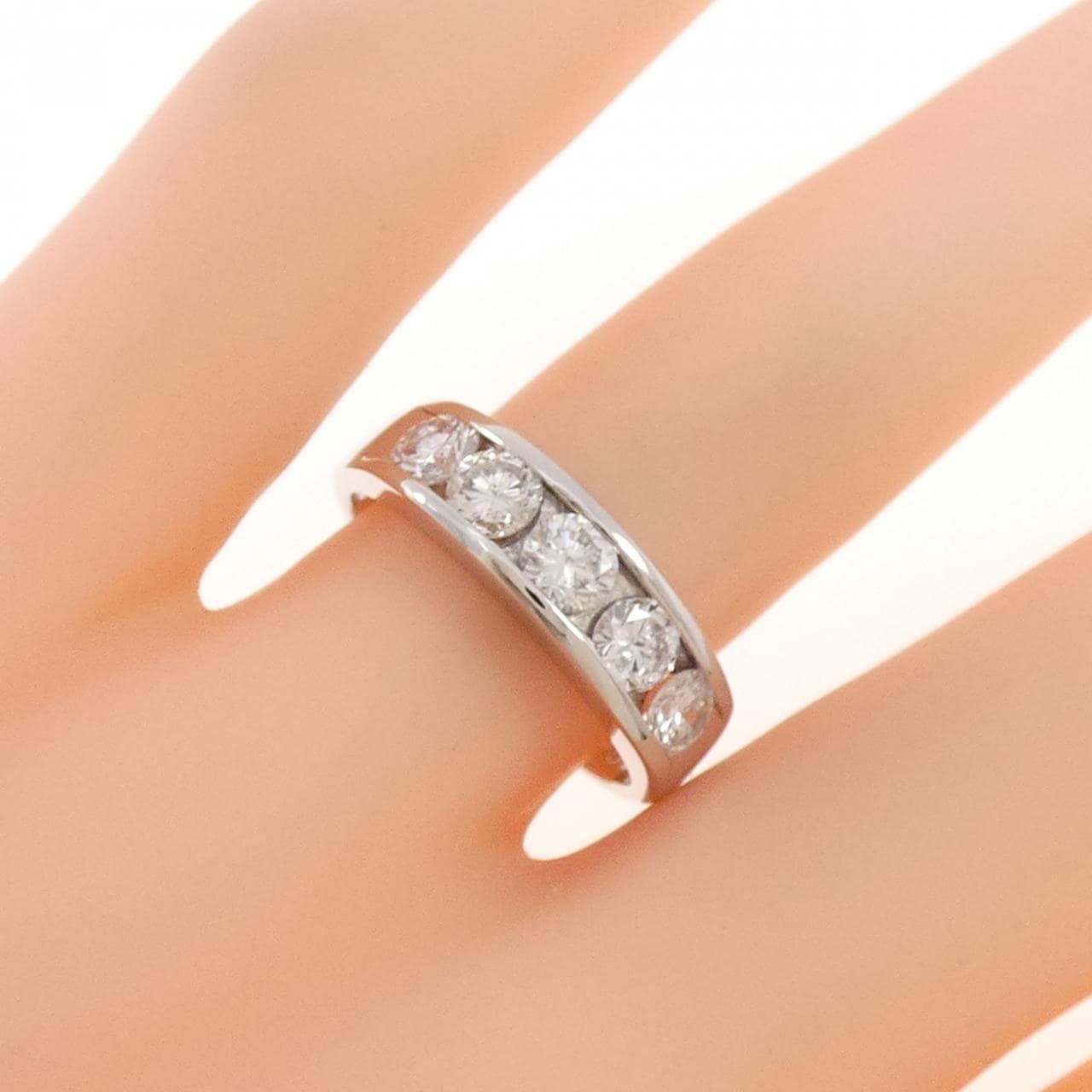 PT900 ダイヤモンド リング 1.04CT