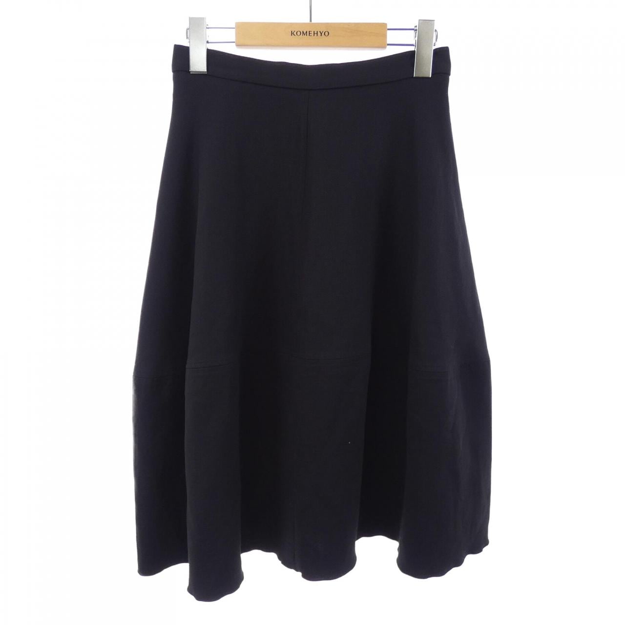 サルヴァトーレフェラガモ SALVATORE FERRAGAMO スカート