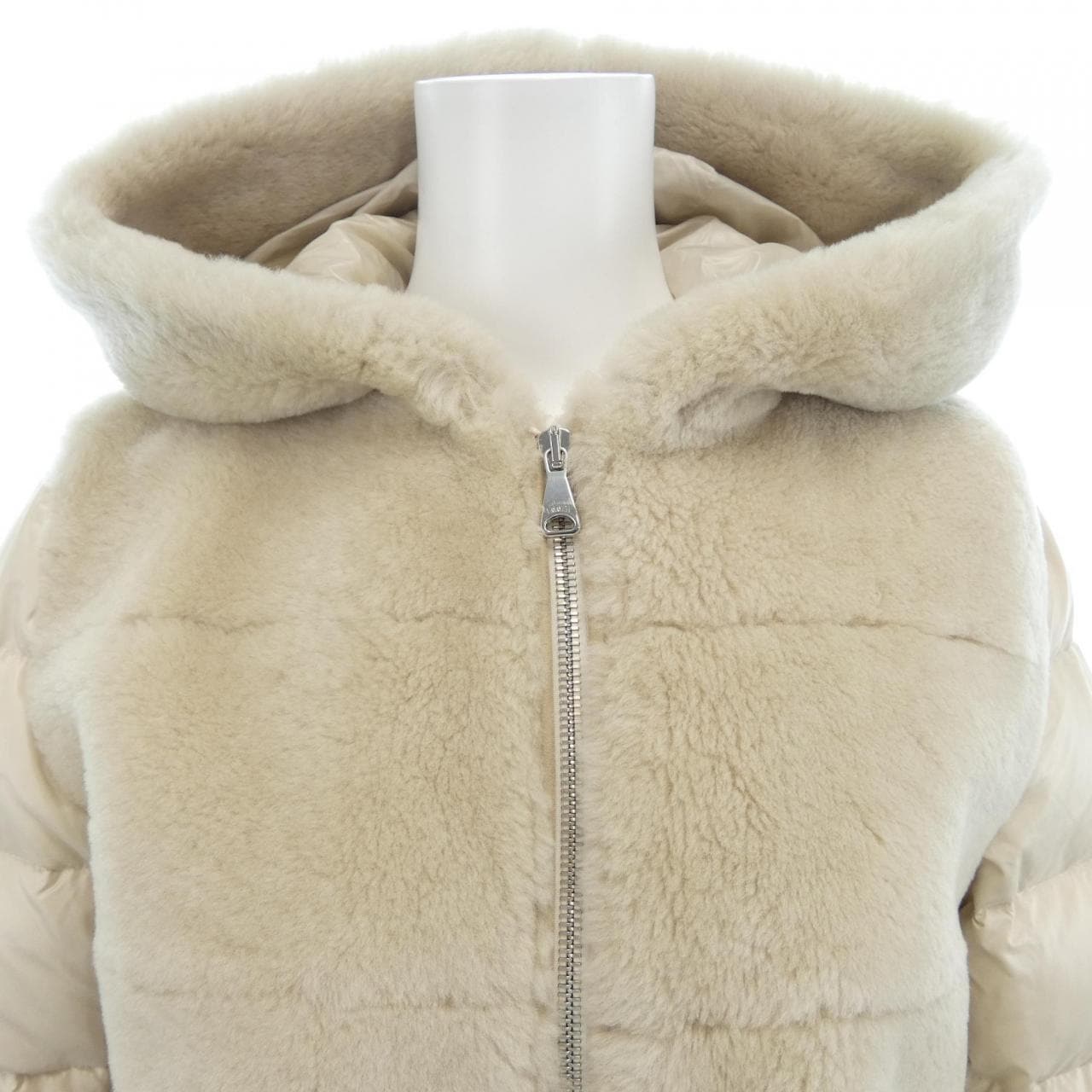 エンメティ EMMETI ダウンジャケット