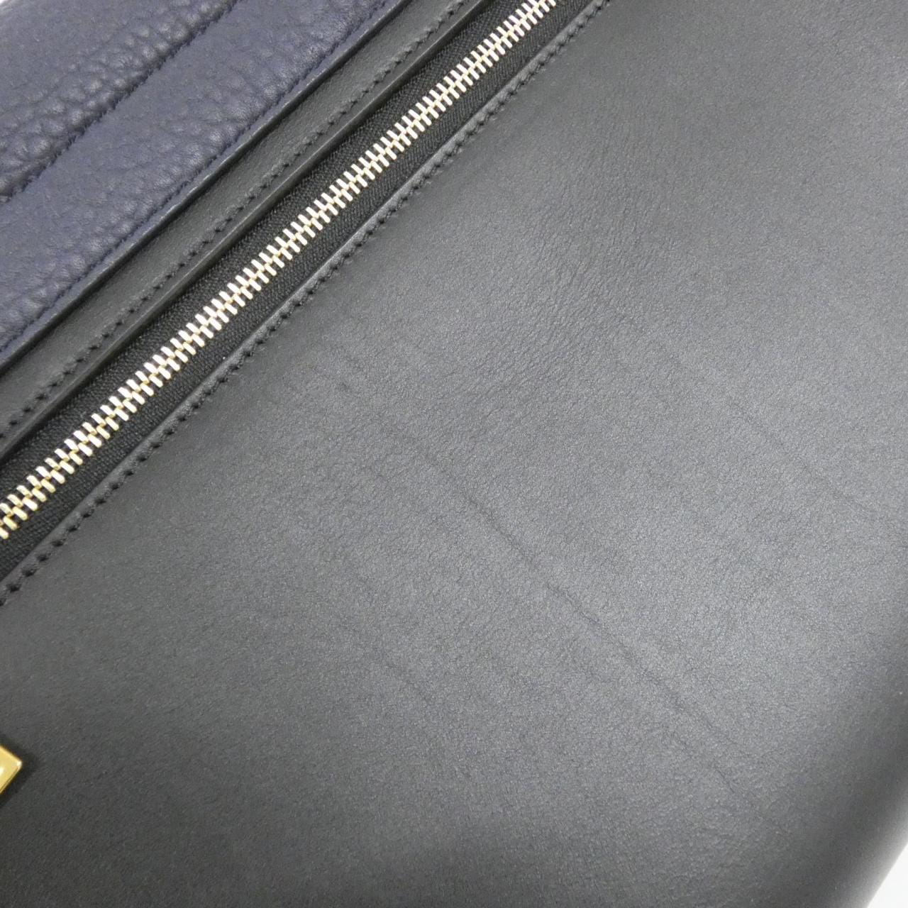 セリーヌ スモール トラペーズ 174683ZTB バッグ