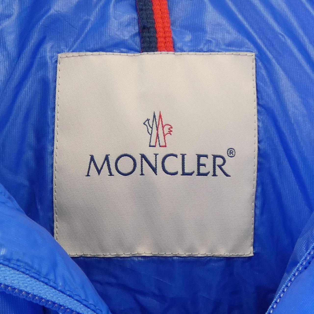 モンクレール MONCLER ダウンジャケット