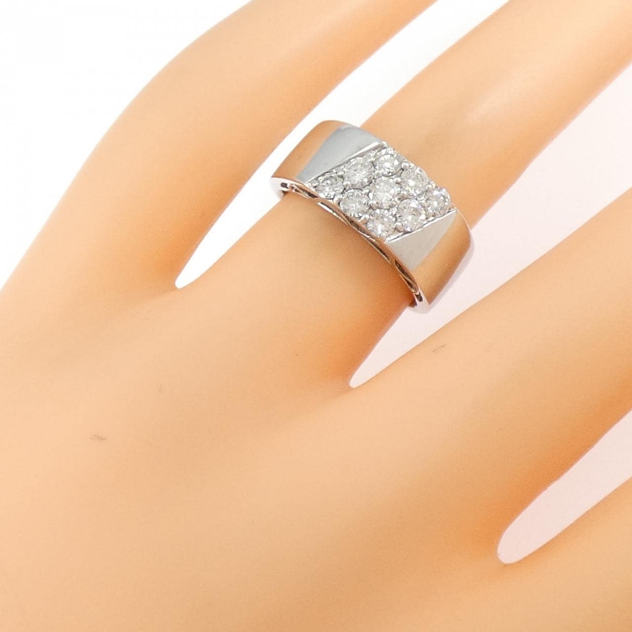 PT900 Diamond ring 0.63CT