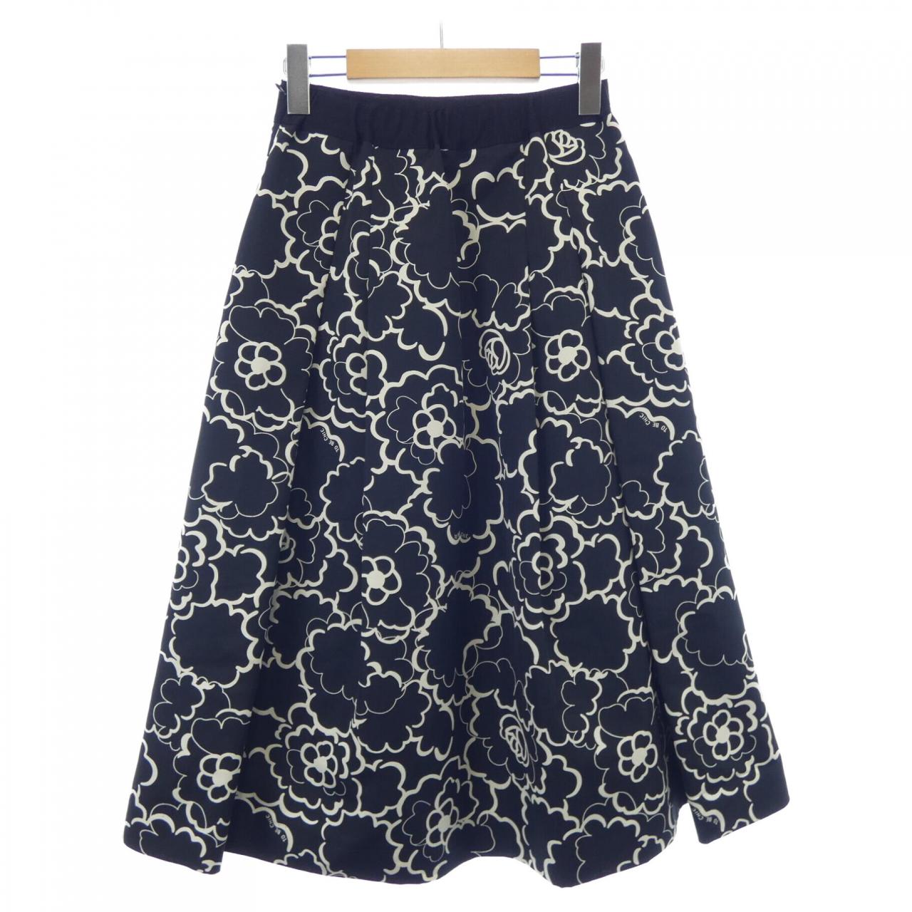 トゥービーシック TO BE CHIC スカート