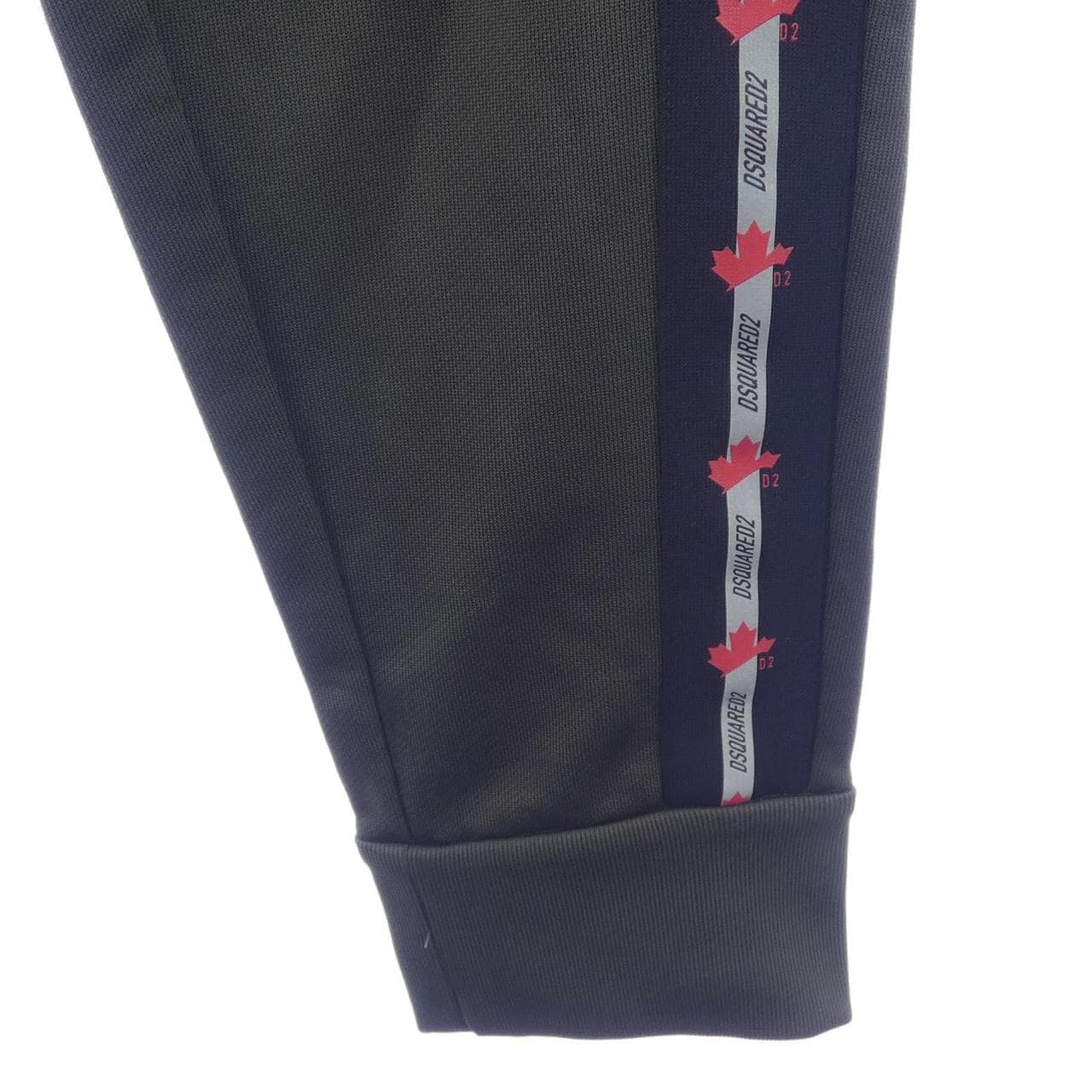 ディースクエアード DSQUARED2 S74KB0505 パンツ
