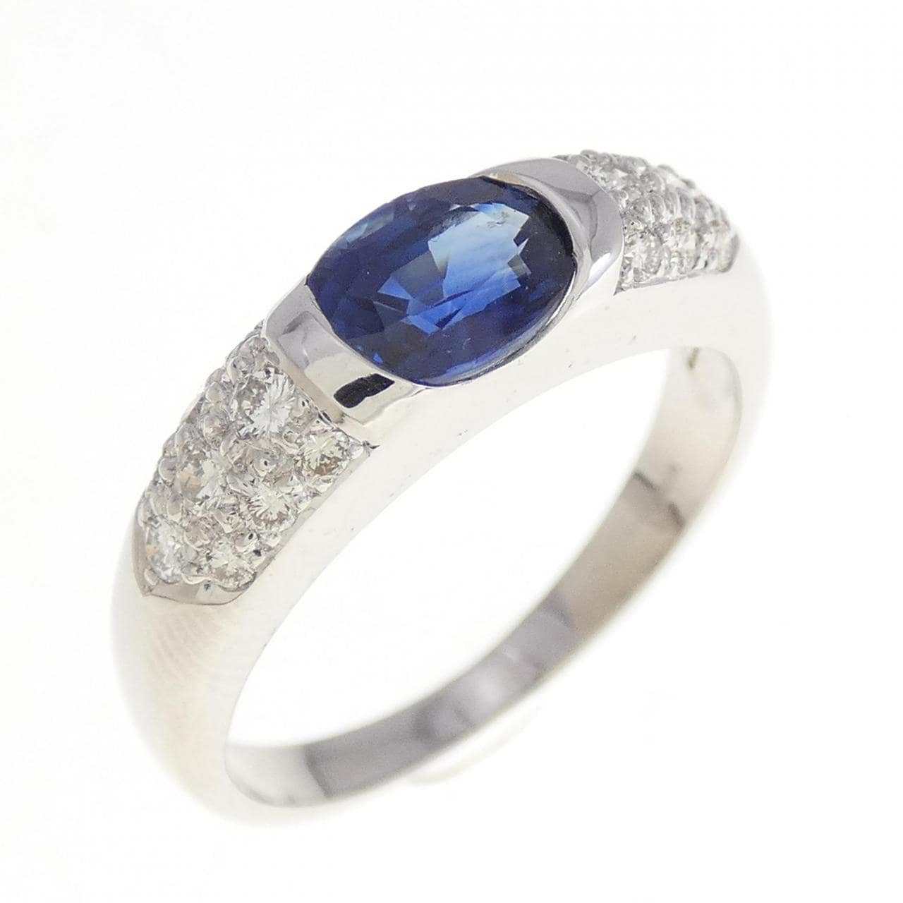 K18WG藍寶石戒指