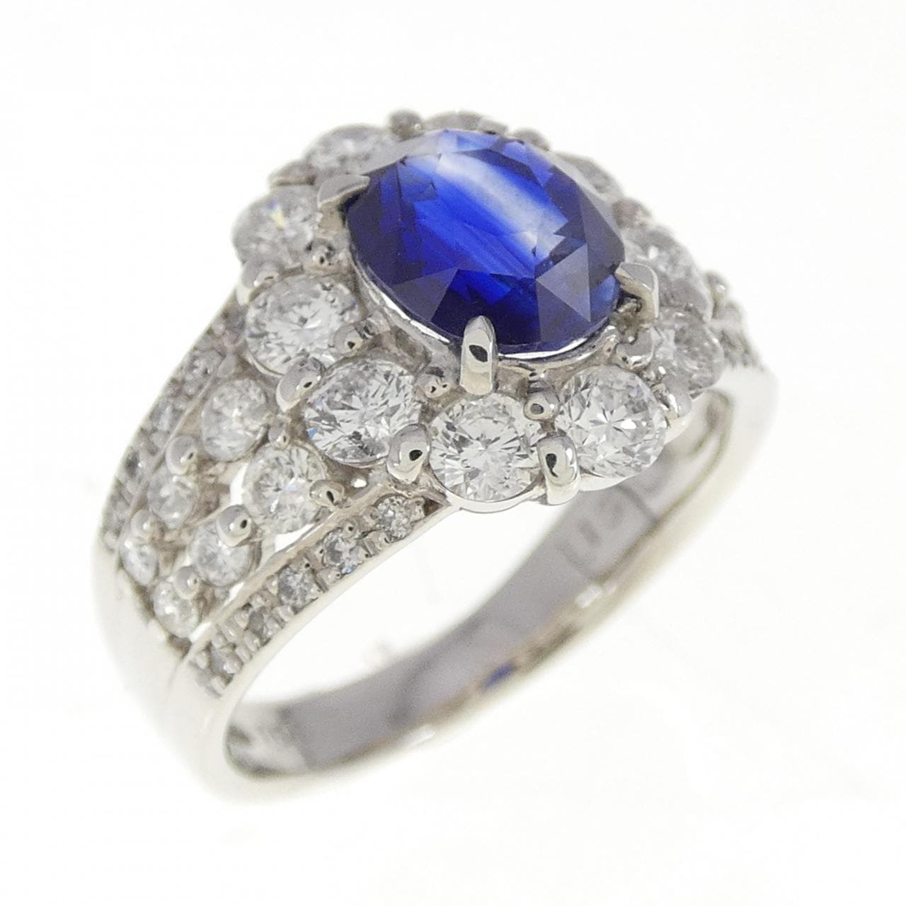 PT900 サファイヤ リング 1.66CT