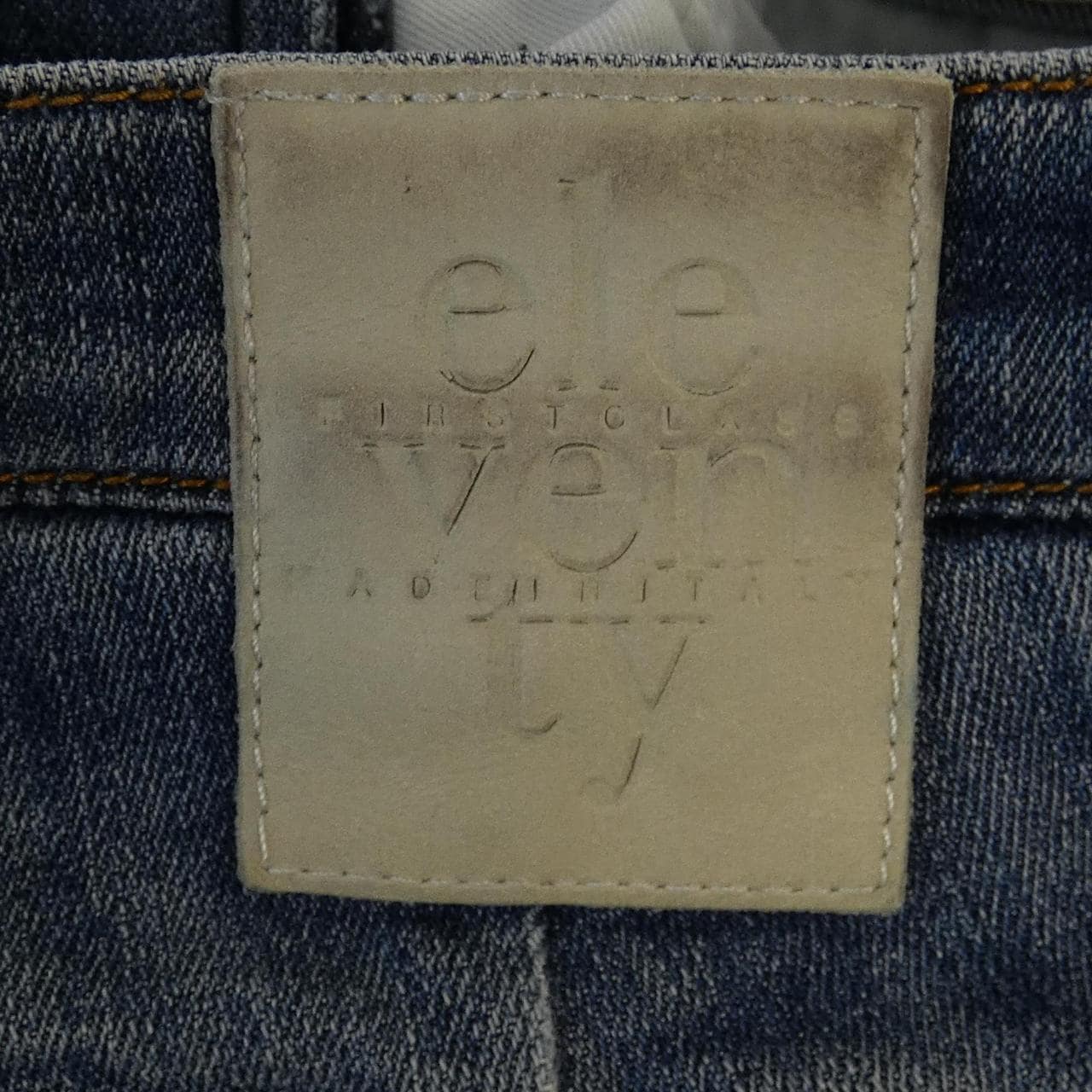 イレブンティ ELEVENTY ジーンズ